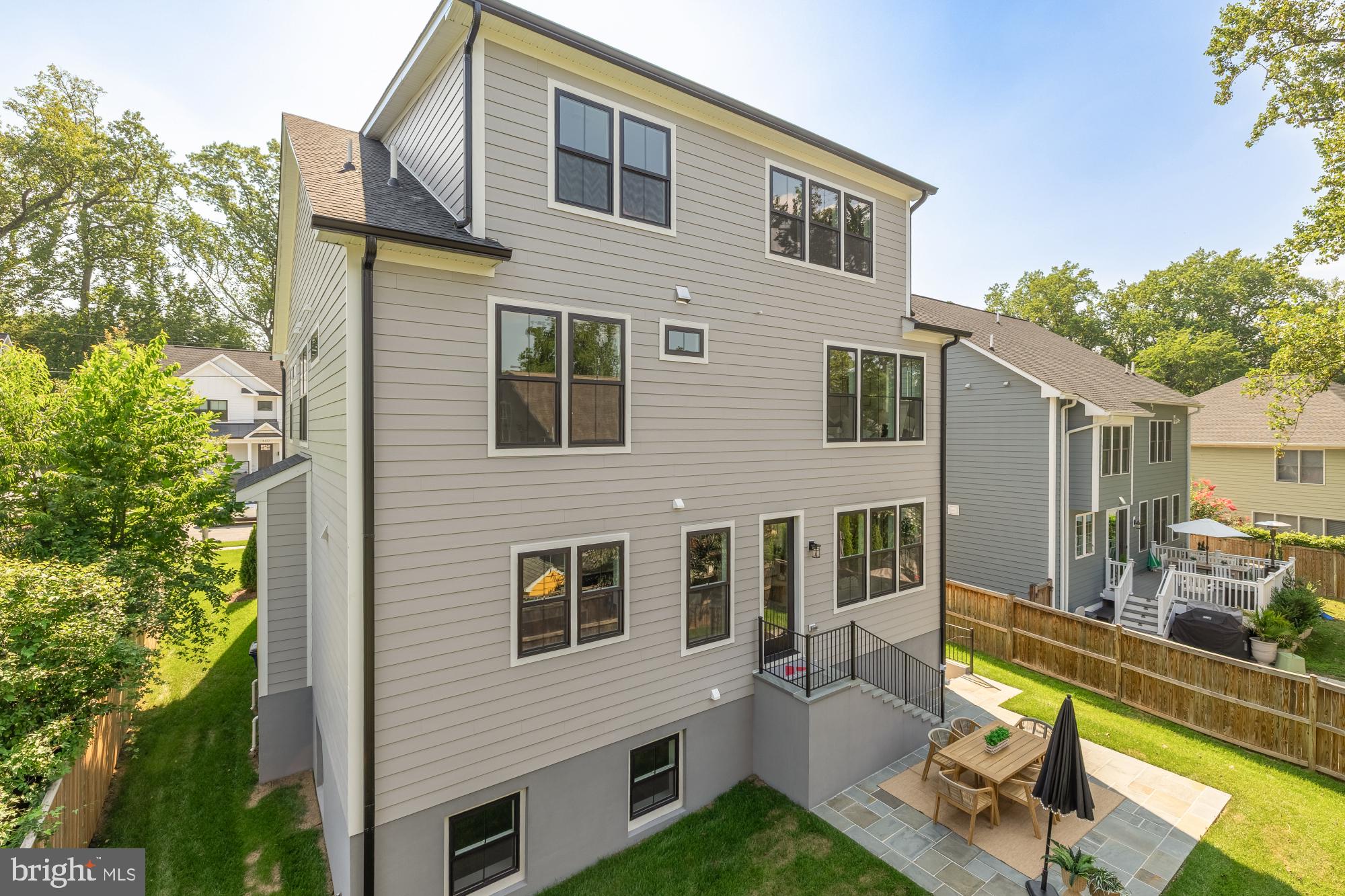 HILLMEAD - Residential