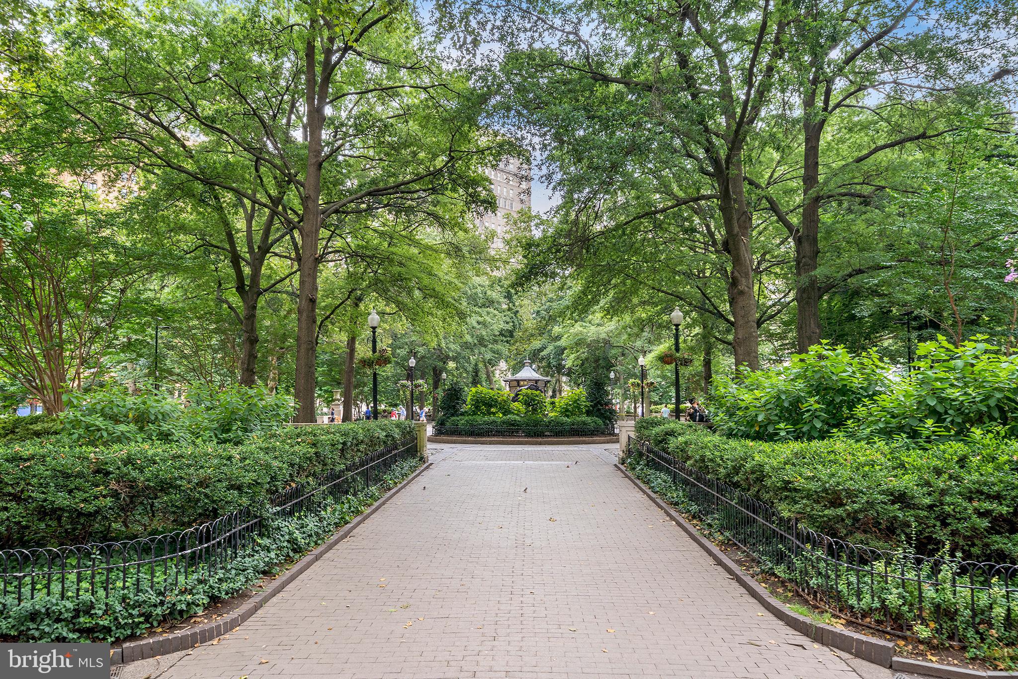 RITTENHOUSE SQUARE - Residential