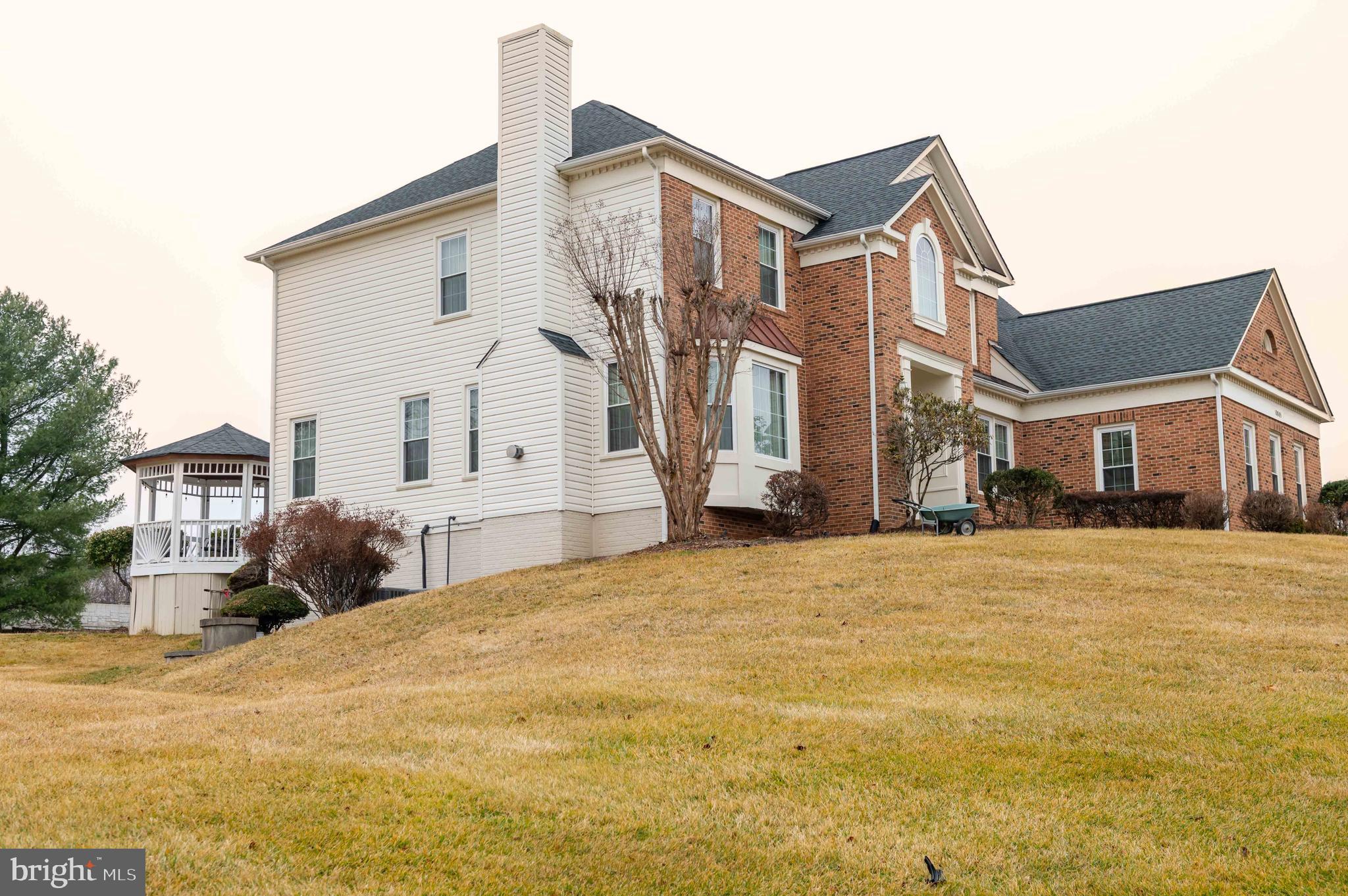 PINEY POND ESTATES - Residential