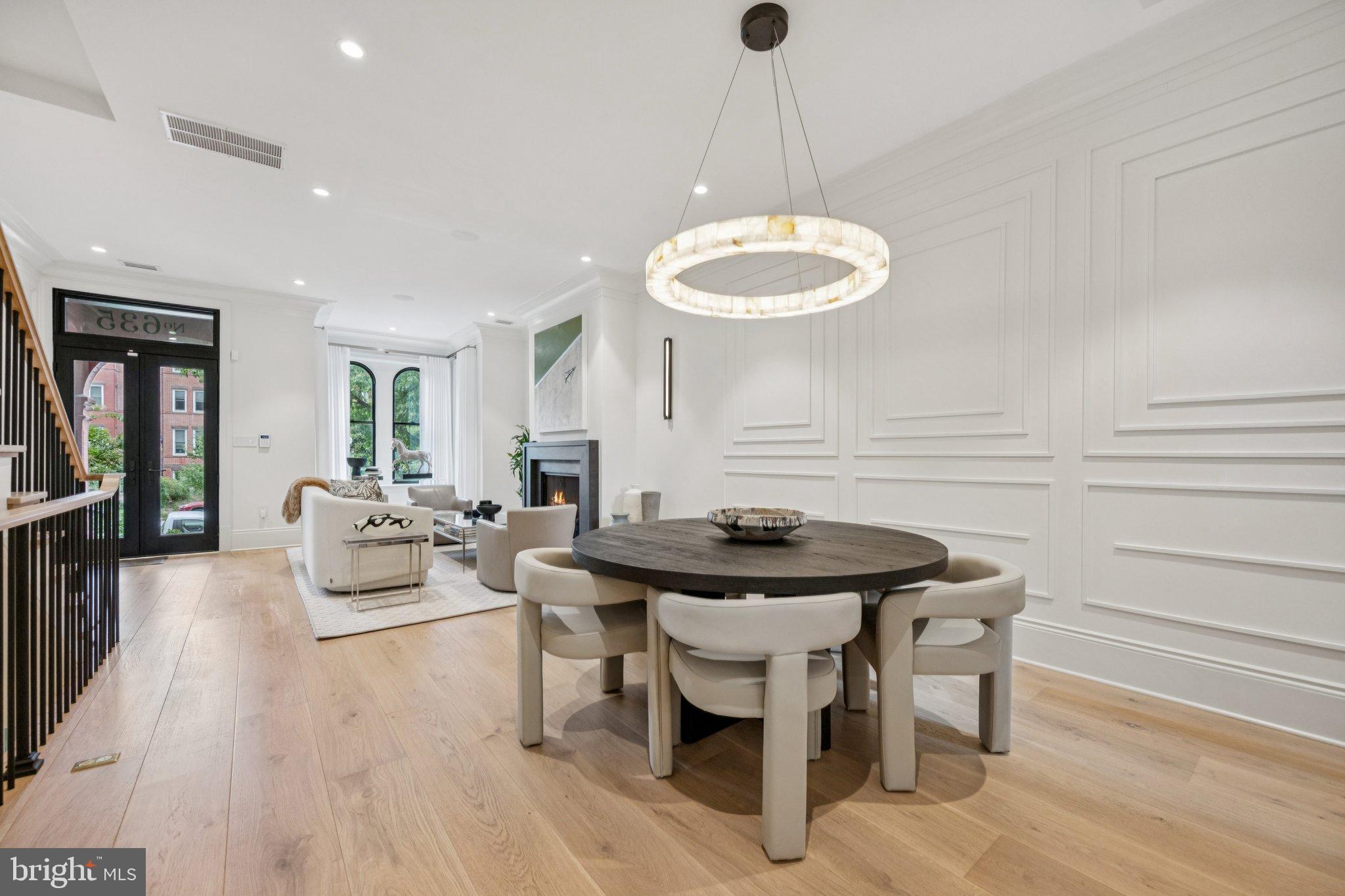 CAPITOL HILL - Residential