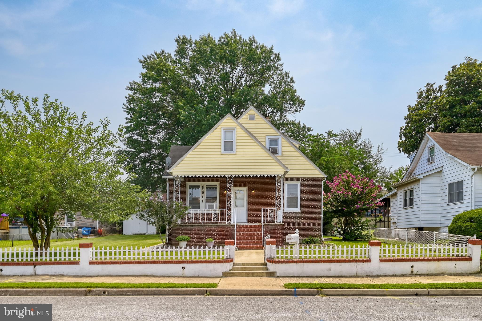 FAIRLAWN - Residential