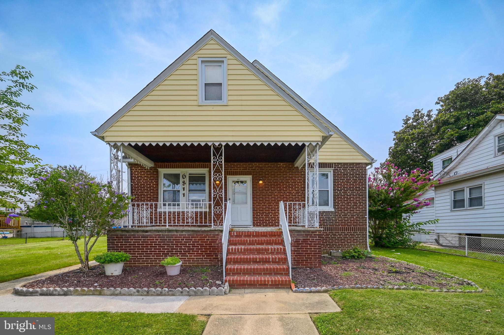 FAIRLAWN - Residential