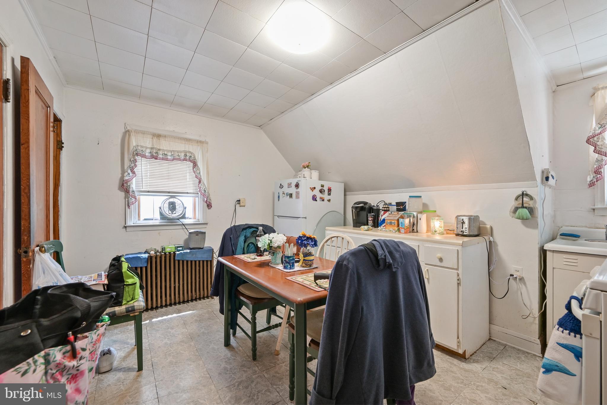 FAIRLAWN - Residential