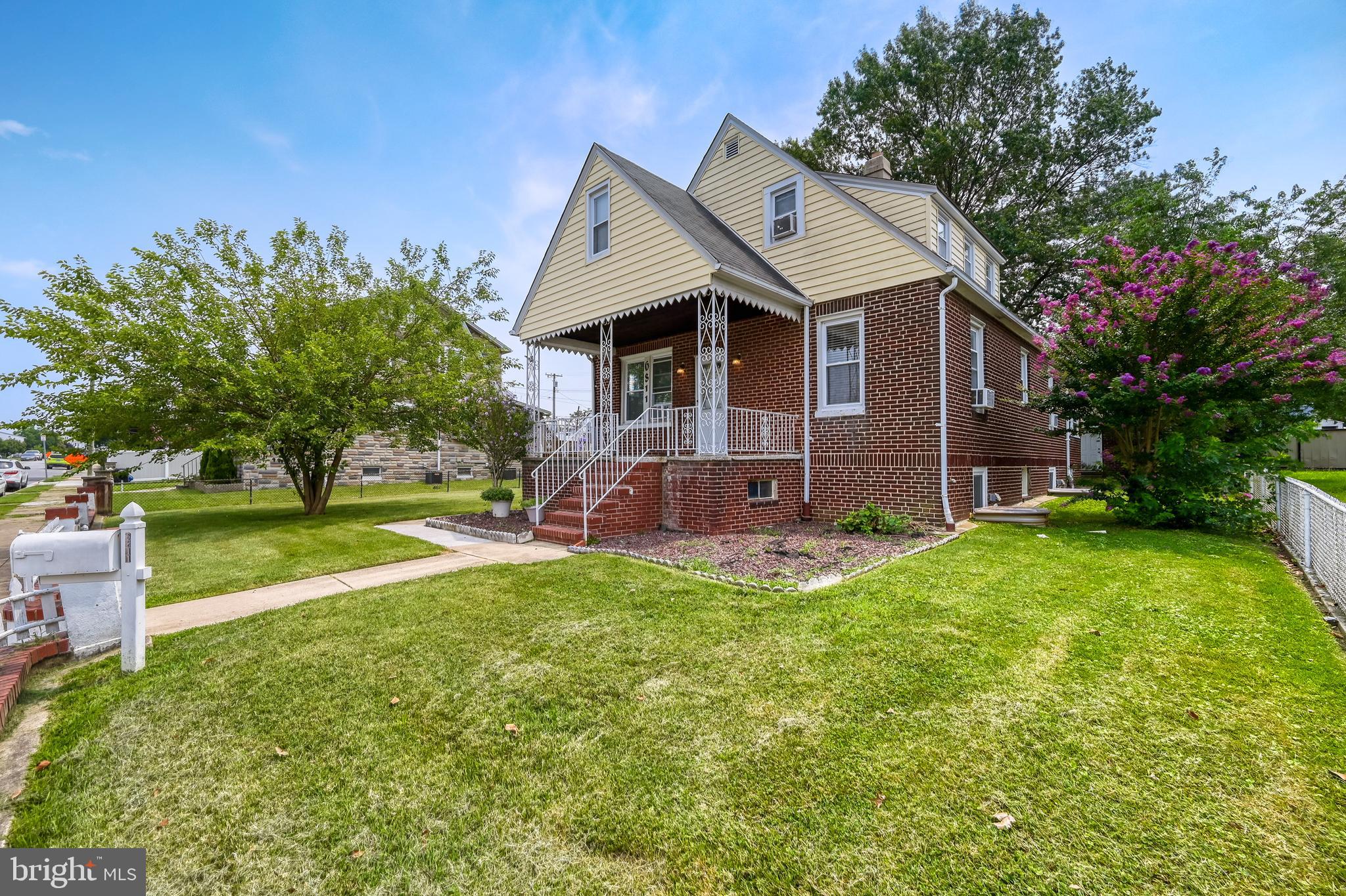 FAIRLAWN - Residential