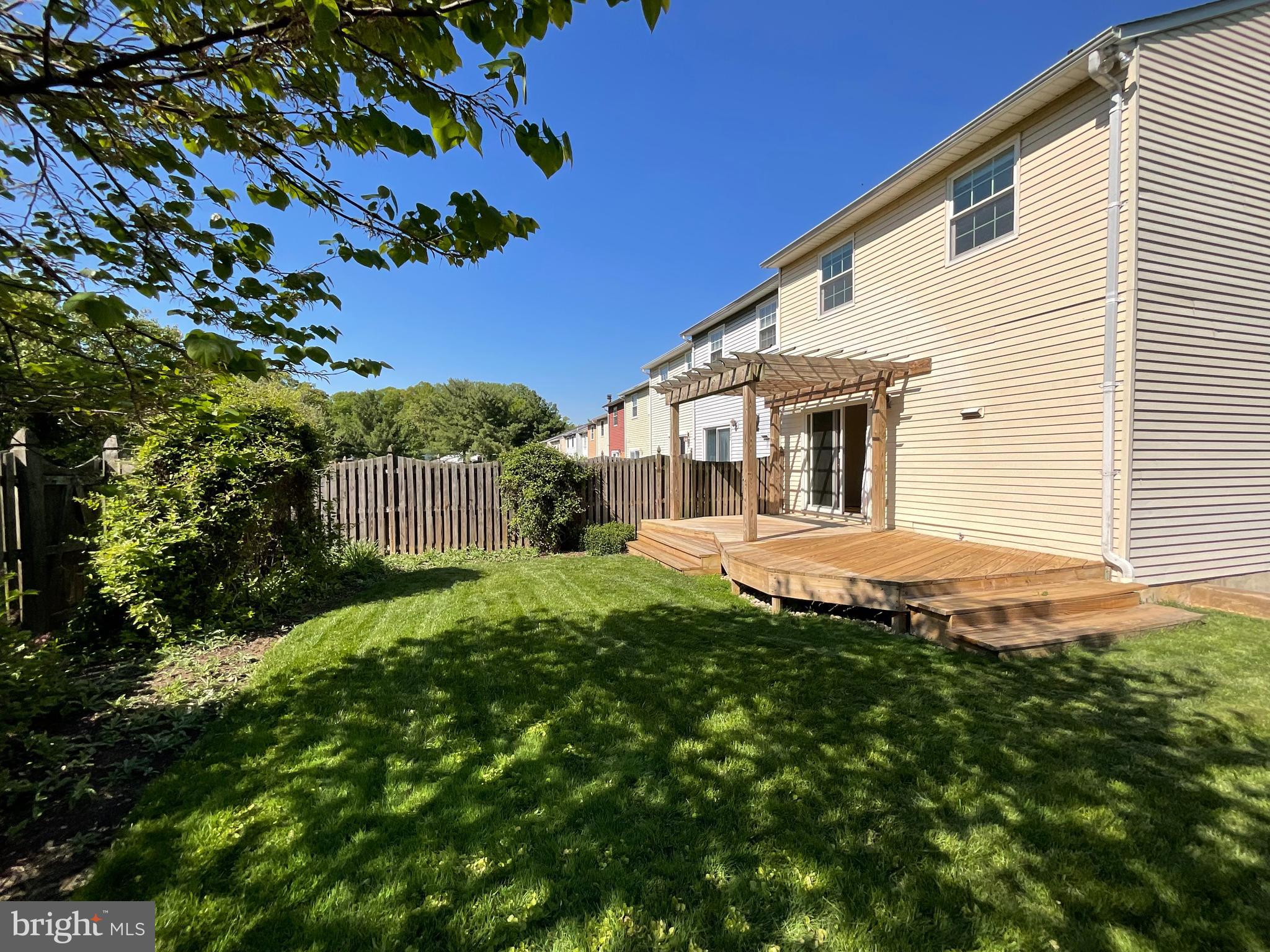 VILLAGE OAKS - Residential Lease