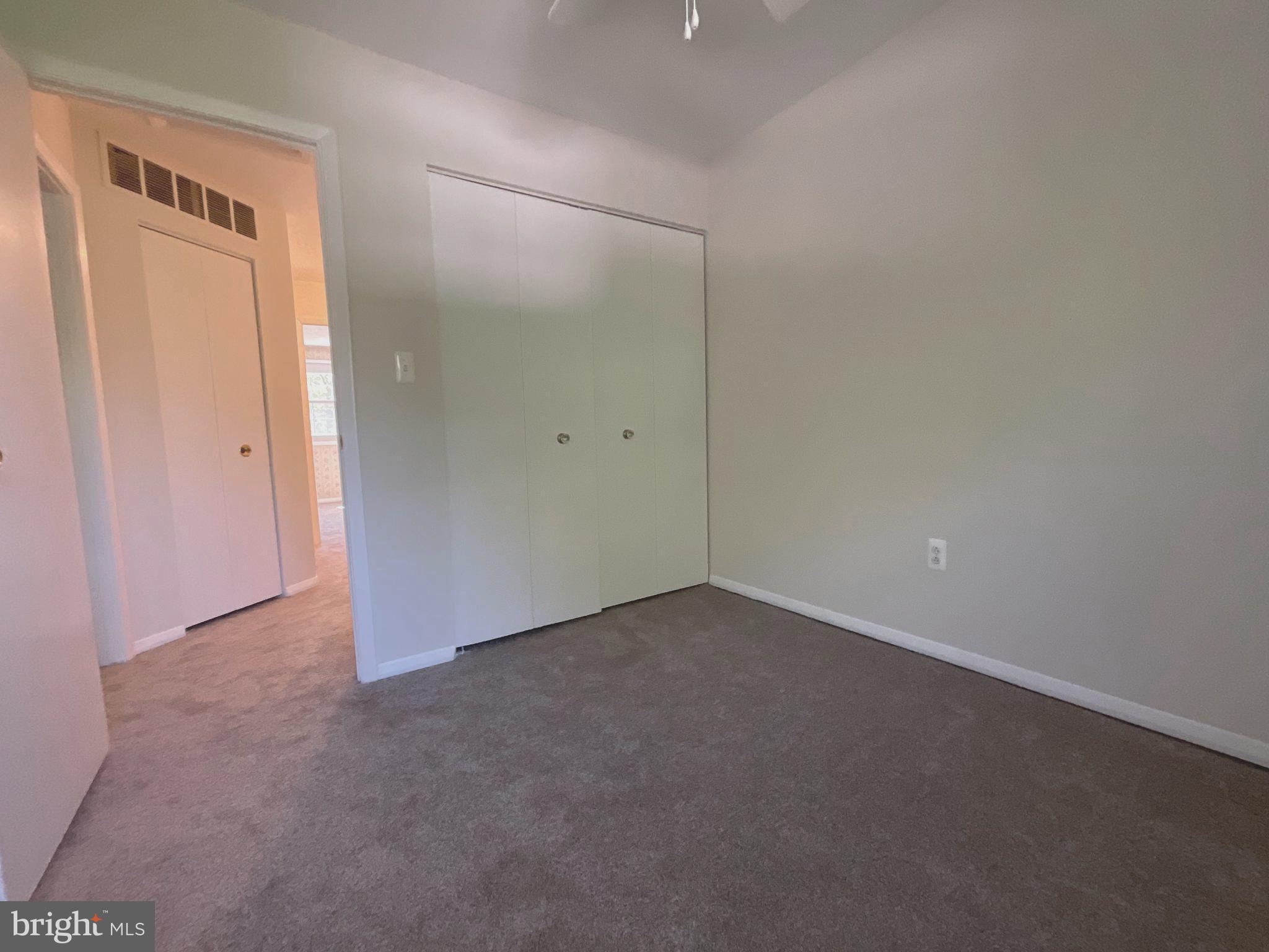 VILLAGE OAKS - Residential Lease