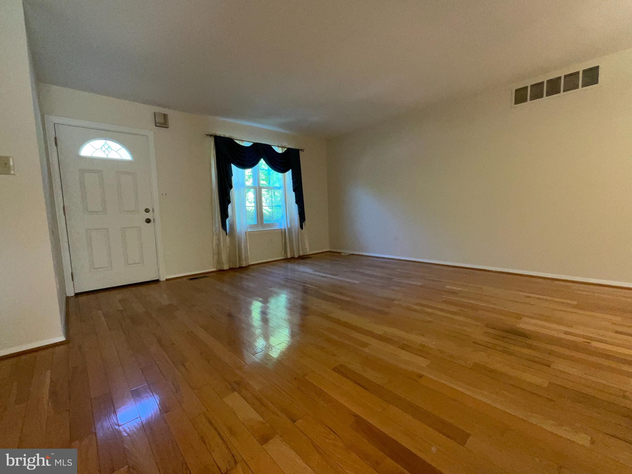 VILLAGE OAKS - Residential Lease