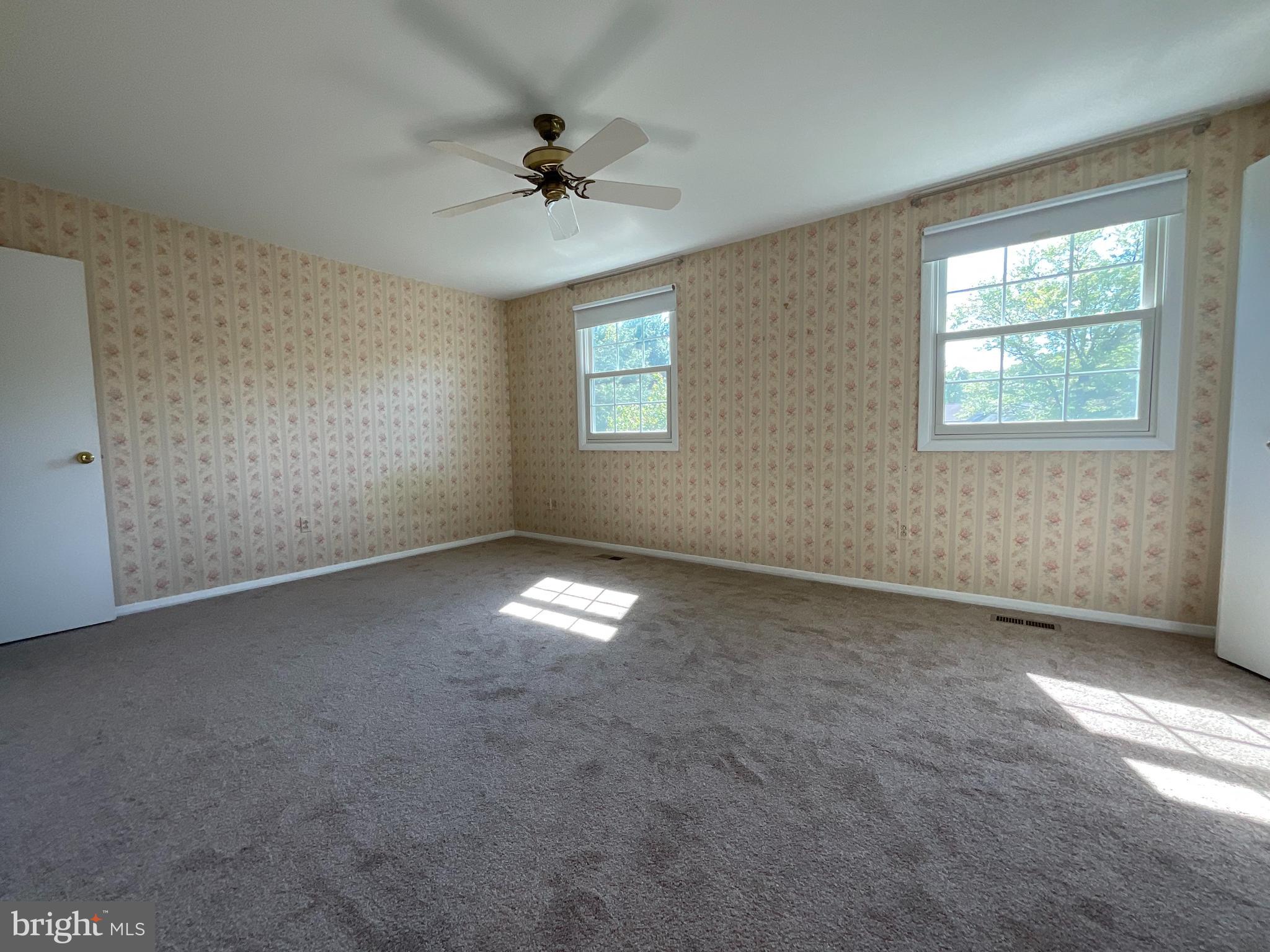 VILLAGE OAKS - Residential Lease