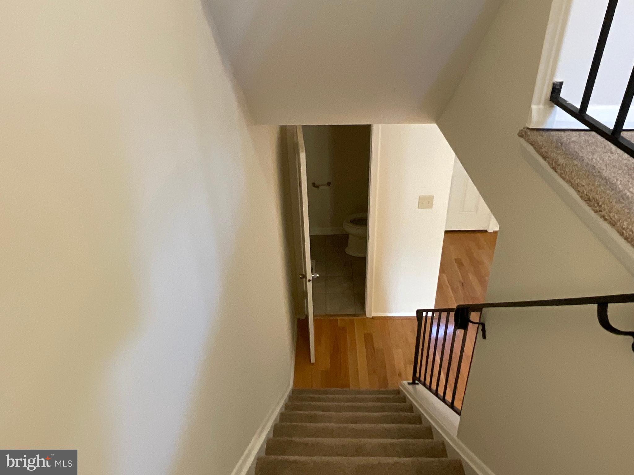 VILLAGE OAKS - Residential Lease