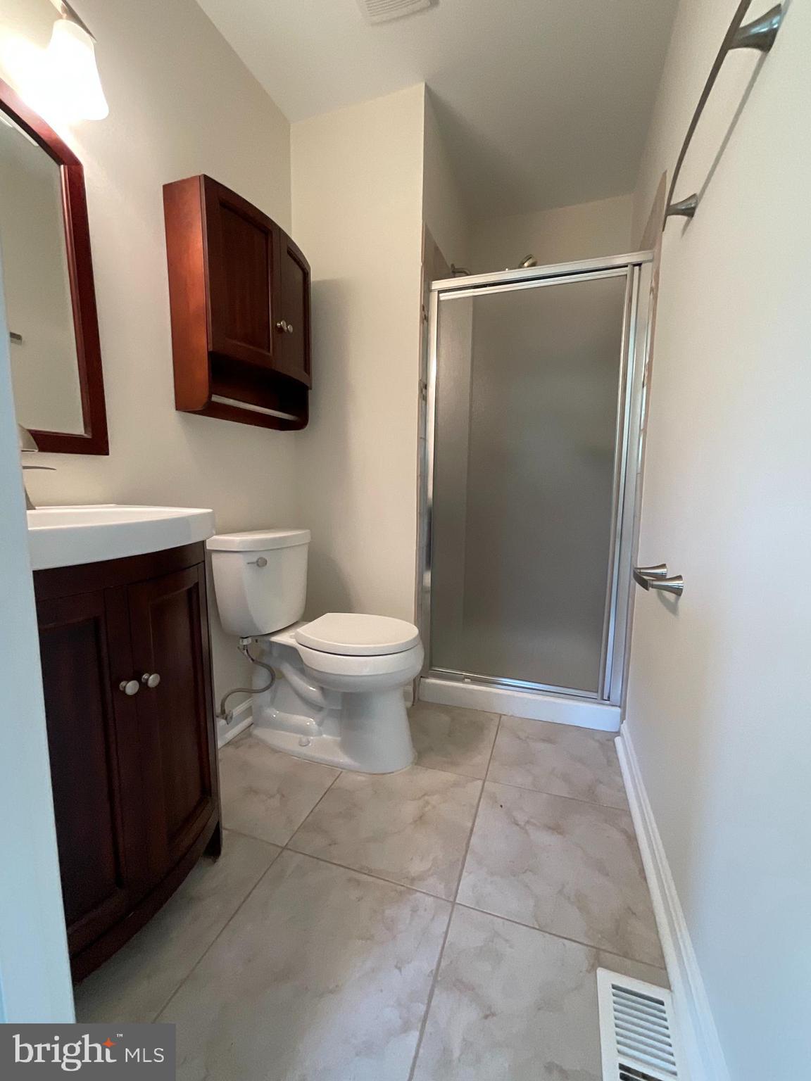 VILLAGE OAKS - Residential Lease