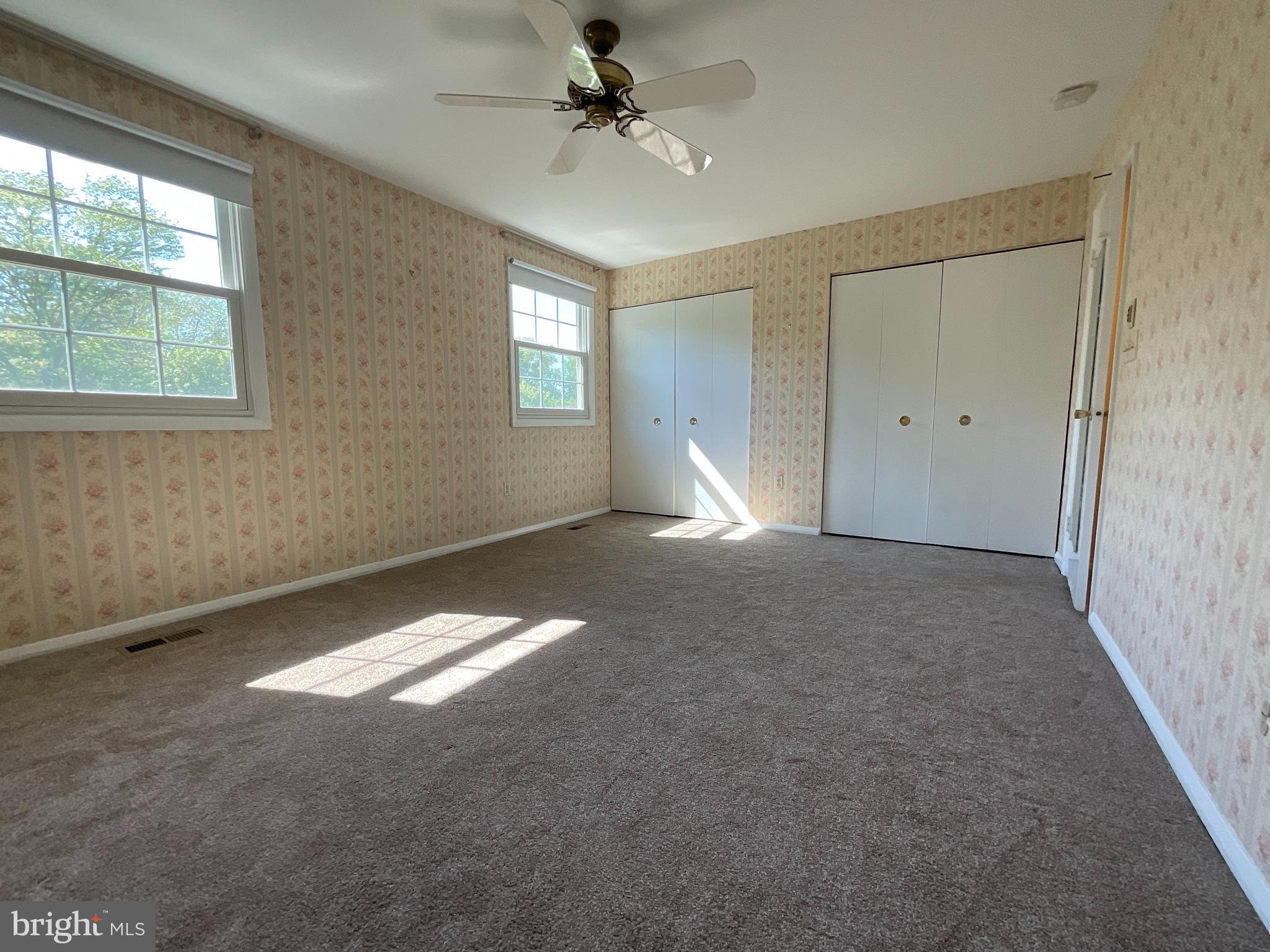 VILLAGE OAKS - Residential Lease