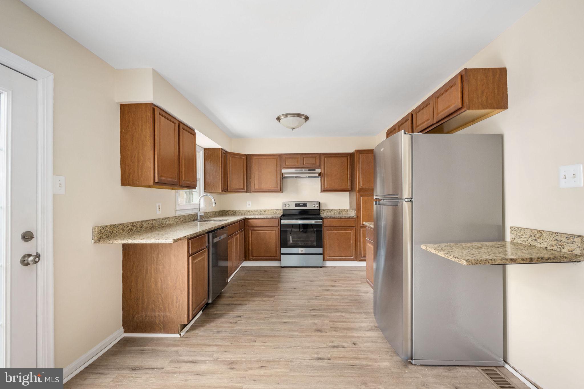 LAKE RIDGE - Residential
