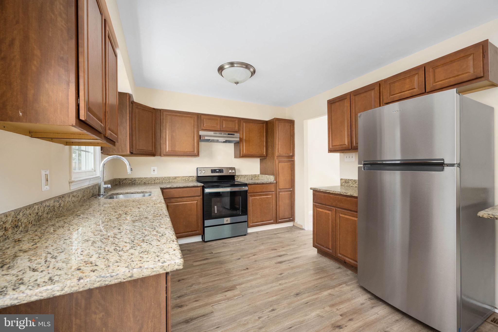 LAKE RIDGE - Residential