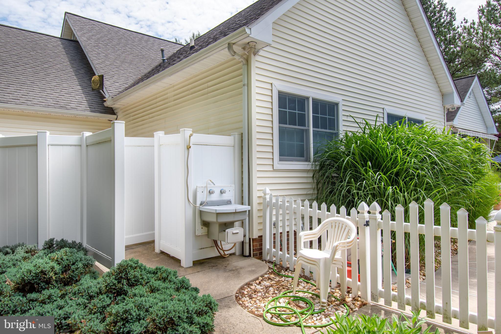 EARLES BRANCH - Residential