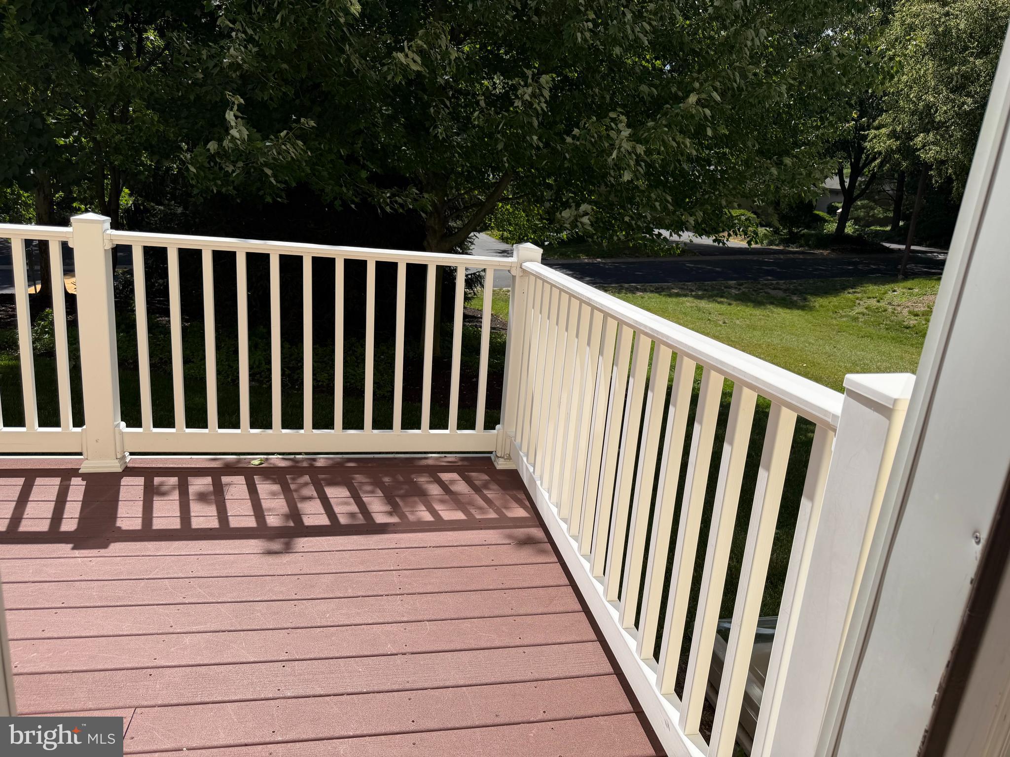 BREYER COURT - Residential