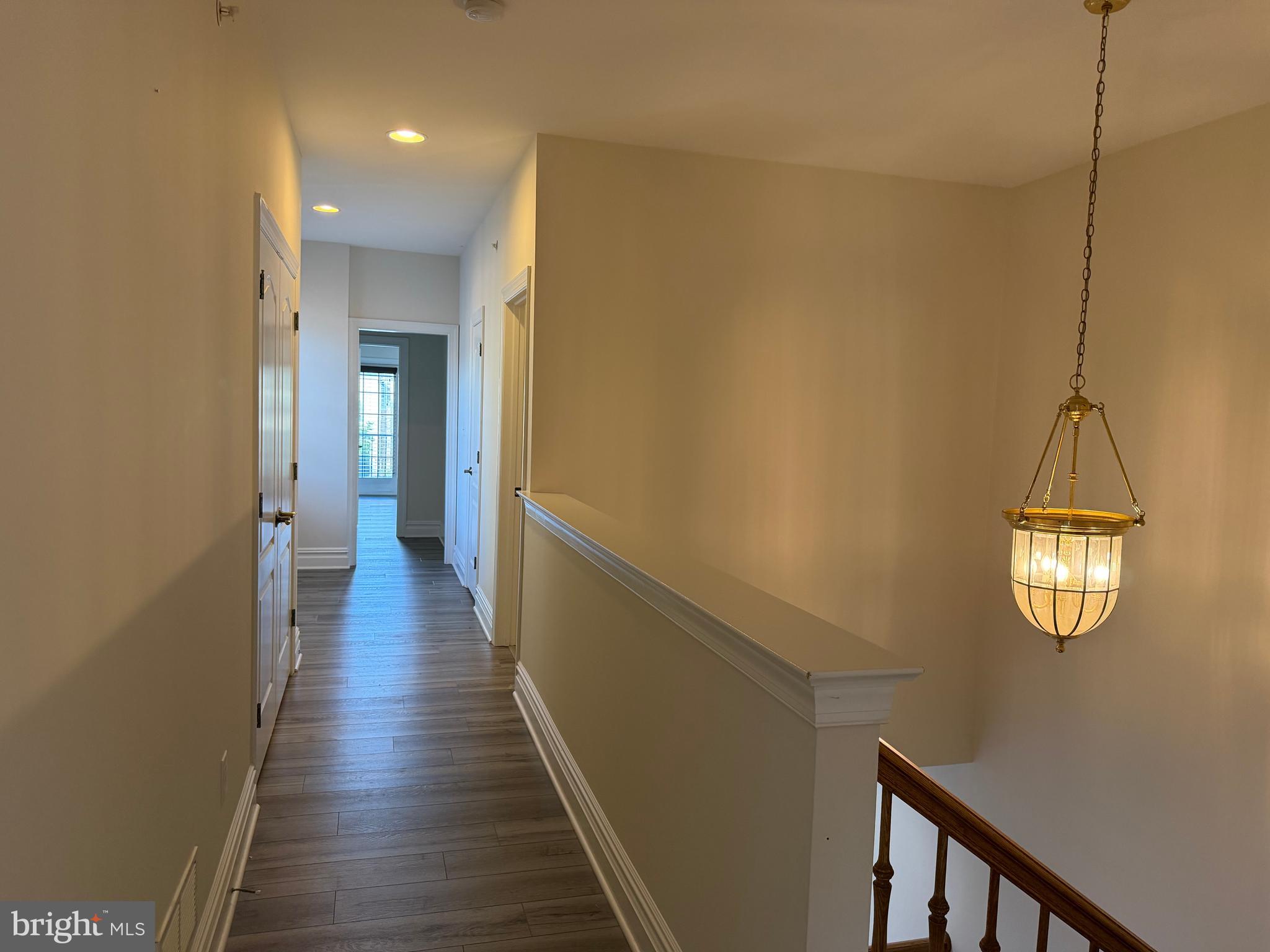 BREYER COURT - Residential