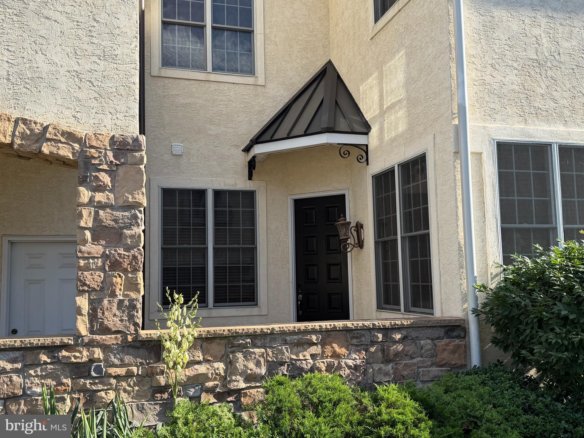 BREYER COURT - Residential