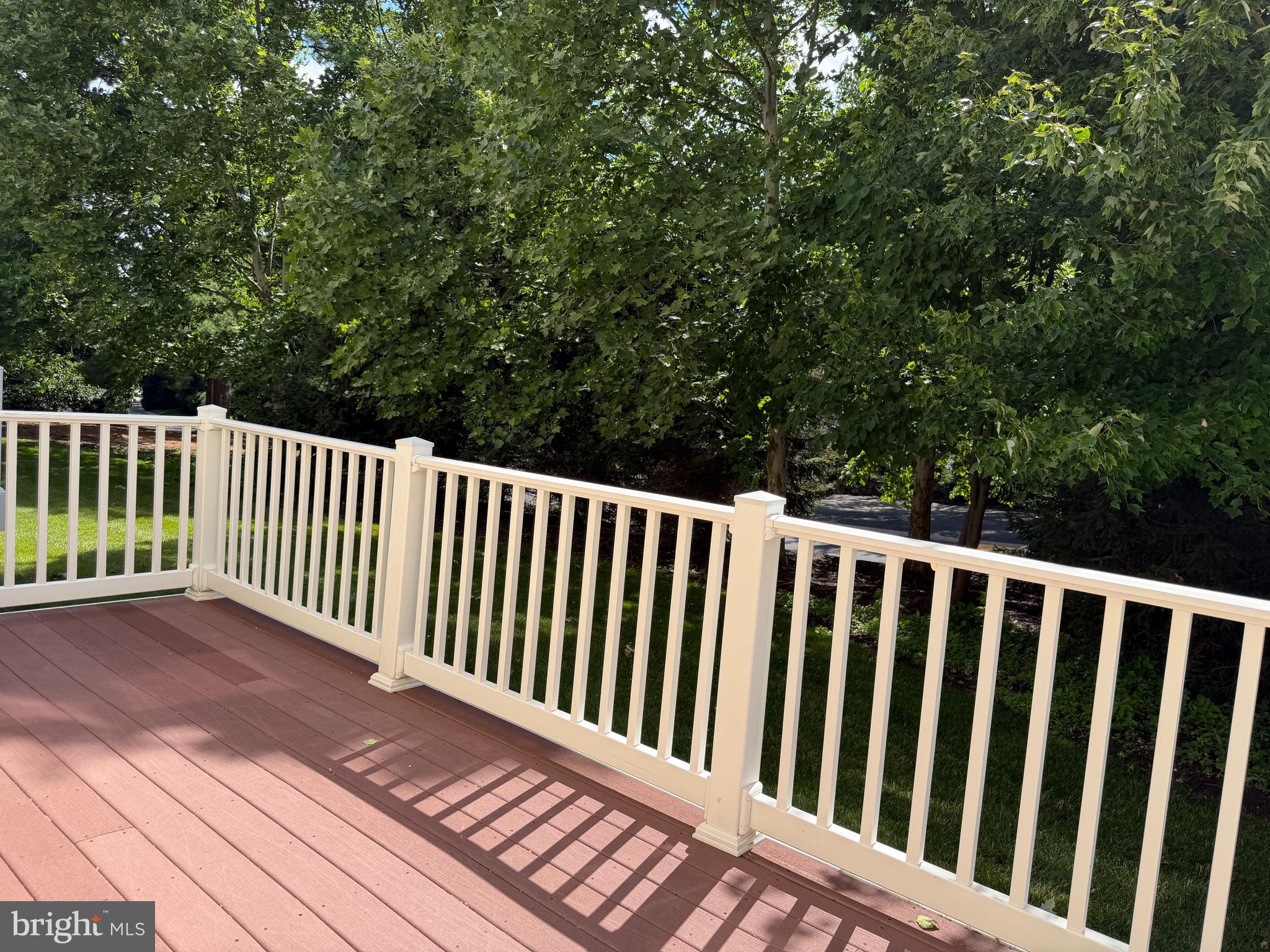 BREYER COURT - Residential