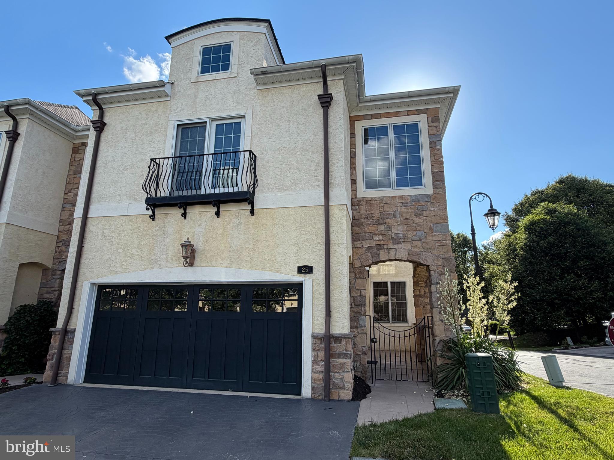 Welcome to the gated community of Breyer Court! You will find a unique setting with beautiful landscaping and a gorgeous, calming center fountain, evoking the ambiance of a beautiful French town! Don't miss this rare opportunity to join this small enclave of 37 fellow homeowners.  Carefree & Luxury living at its best! Breyer Court is conveniently located near the Jenkintown and Elkins Park train stations. An abundance of local shopping, restaurants, arts & entertainment venues and an easy commute to Philadelphia.  The location cannot get any better: close to turnpike, trains, public transportation, and A+ rated hospitals/medical centers. EZ walk to main Septa hub Jenkintown train station. This  sought after end unit home has been kept in meticulous condition and new owners can take possession immediately! Schedule a showing and you will be thrilled with the property. The exterior features a private courtyard, a deck off the kitchen, a huge two-car garage, and private parking for 2 more cars in the patterned stamped concrete driveway.
The interior boasts large rooms with high ceilings, a modern kitchen with granite counters, and a finished basement with a full bathroom and kitchen area. The hardwood floors lend a warm and comfortable feeling to the first-floor dining and living areas. Main level powder room is a valuable convenience. The family room has an open floor plan with the kitchen, many windows offering lots of natural light, and a gas fireplace for winter days. Step into the grand 2-story foyer that opens to the expansive great room, complete with 10 ft ceilings, gleaming solid oak floors, impressive 7-inch baseboard molding , recessed lighting, and neutral paint.  
Second floor features 3 bedrooms and 2 full baths with spacious rooms/closets, laundry room, etc... The HOA covers Common Area Maintenance, Exterior Building Maintenance, Insurance, Lawn Maintenance, Security Gate, Snow Removal, Trash Removal! 
Call to  see the house today to make your dreams come true.