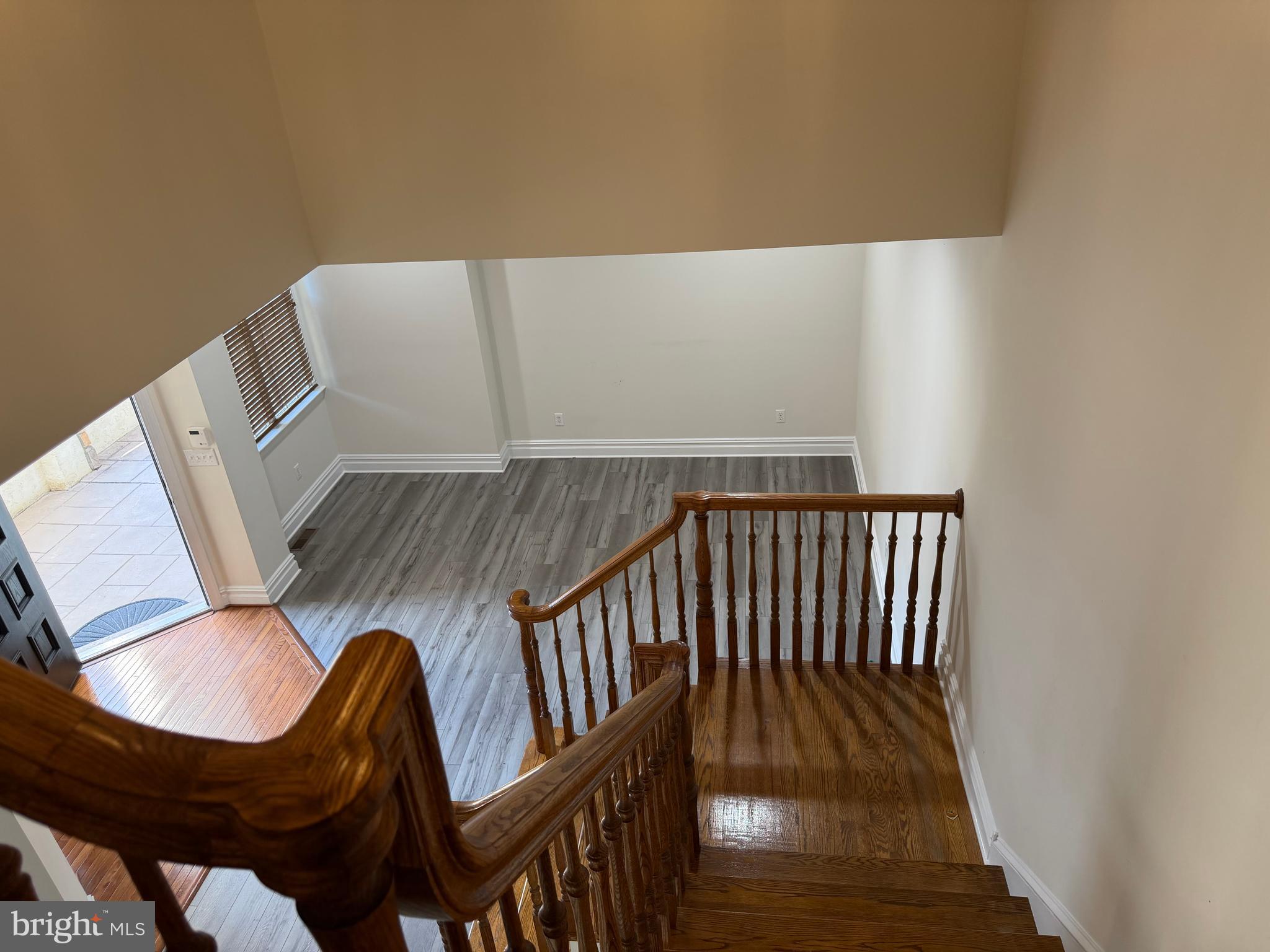 BREYER COURT - Residential