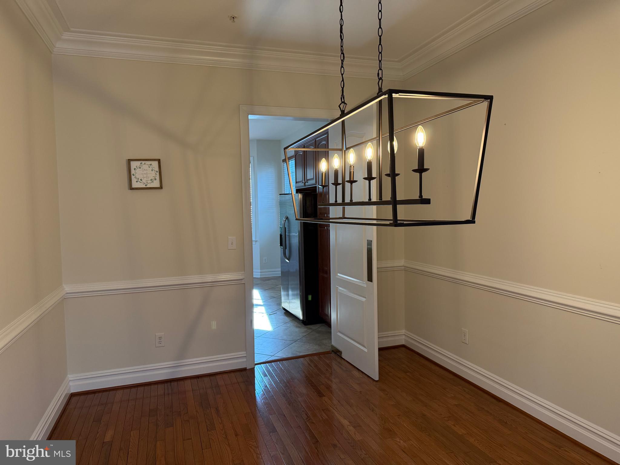 BREYER COURT - Residential