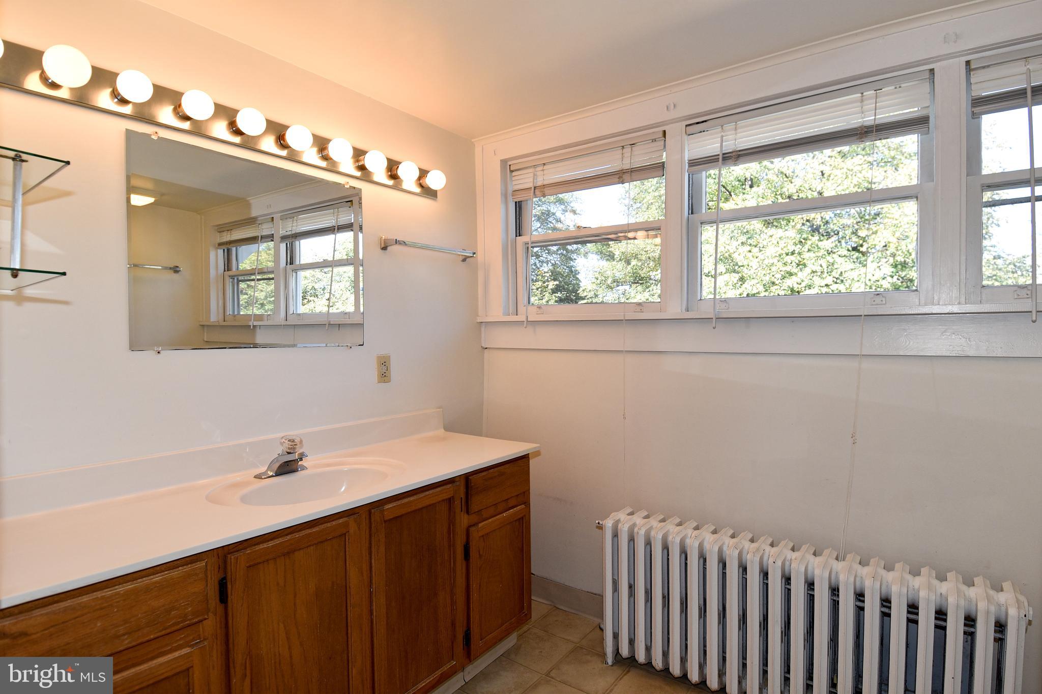 AURORA HILLS - Residential Lease