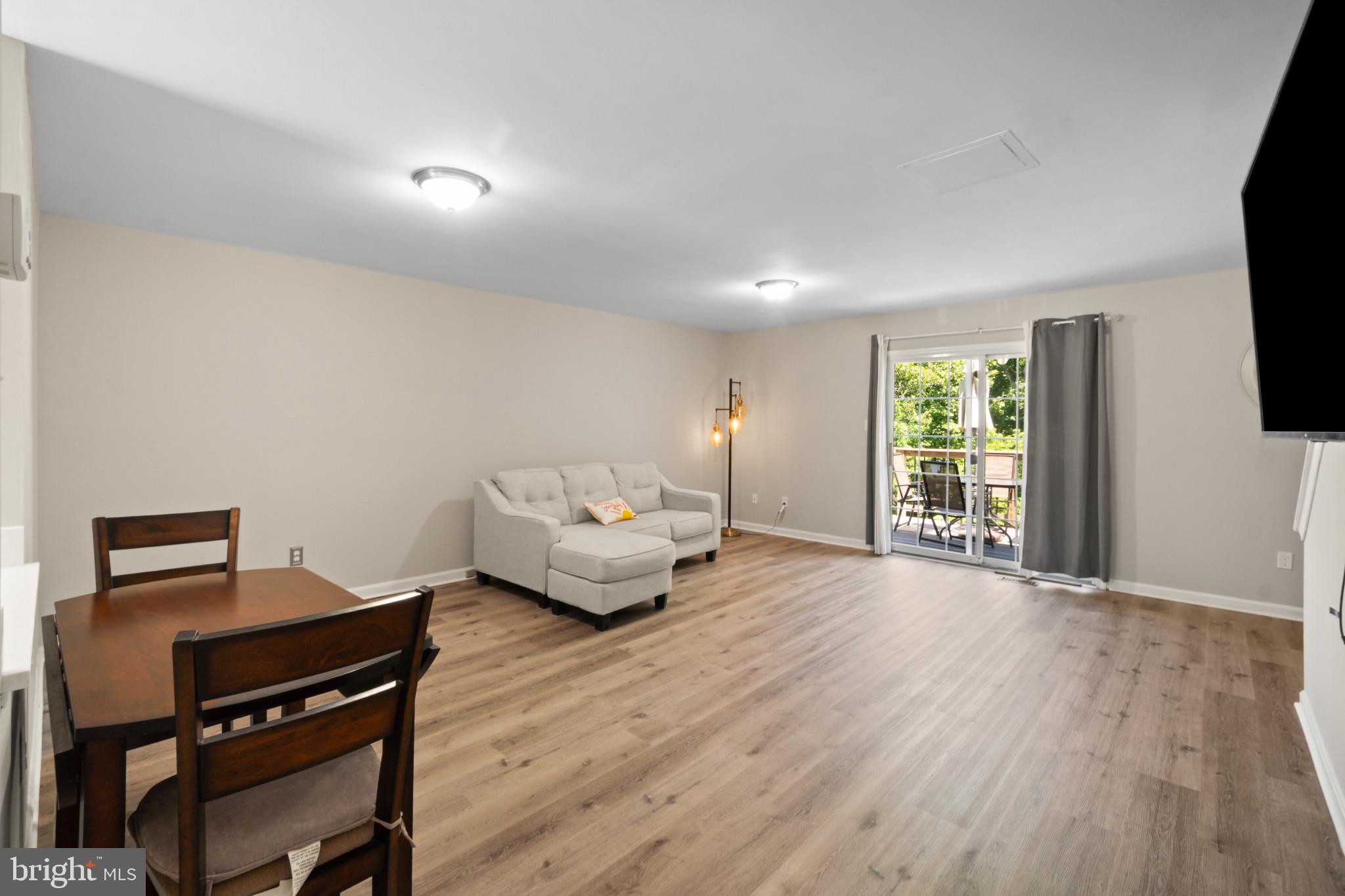 TIMBERBROOKE - Residential