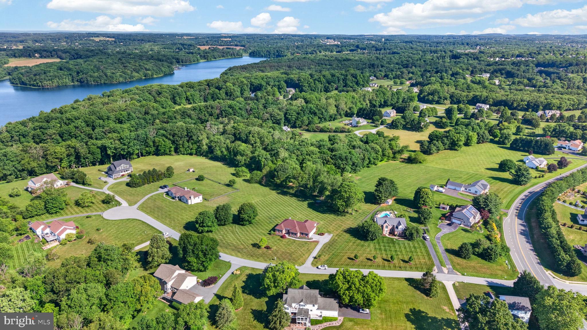 WATERS EDGE - Residential
