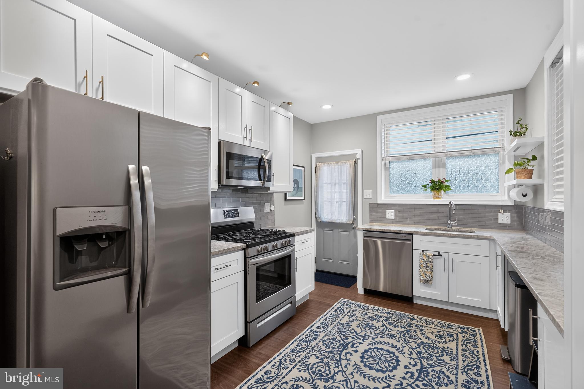 EAST PASSYUNK CROSSING - Residential