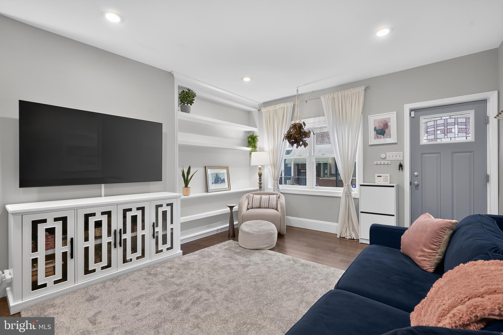 EAST PASSYUNK CROSSING - Residential