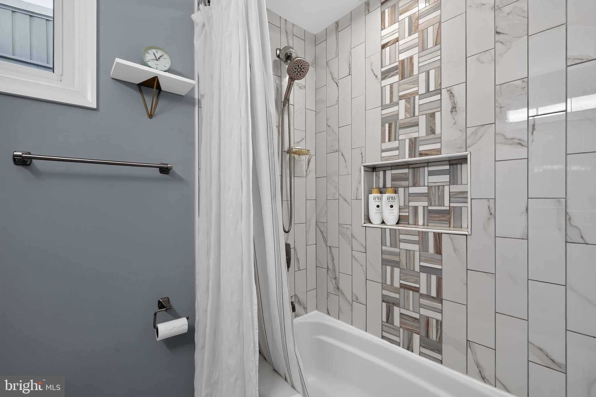 EAST PASSYUNK CROSSING - Residential
