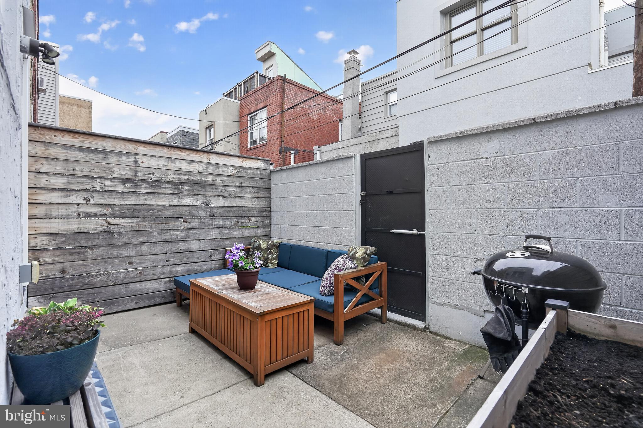 EAST PASSYUNK CROSSING - Residential