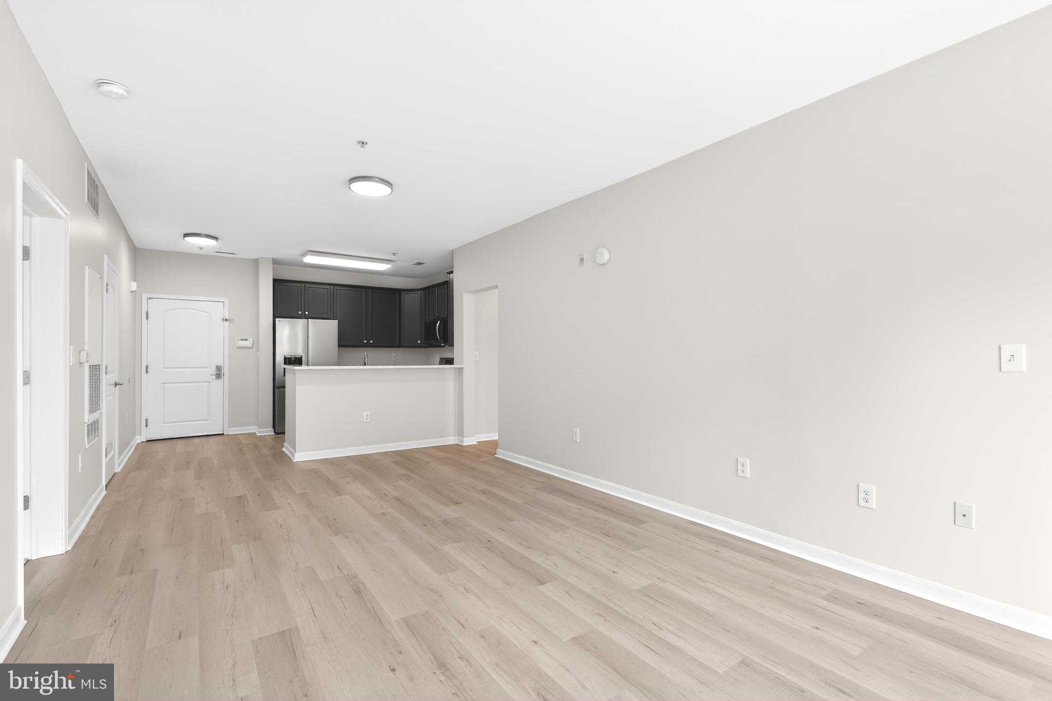THE HOLLOW AT FOX VA - Residential
