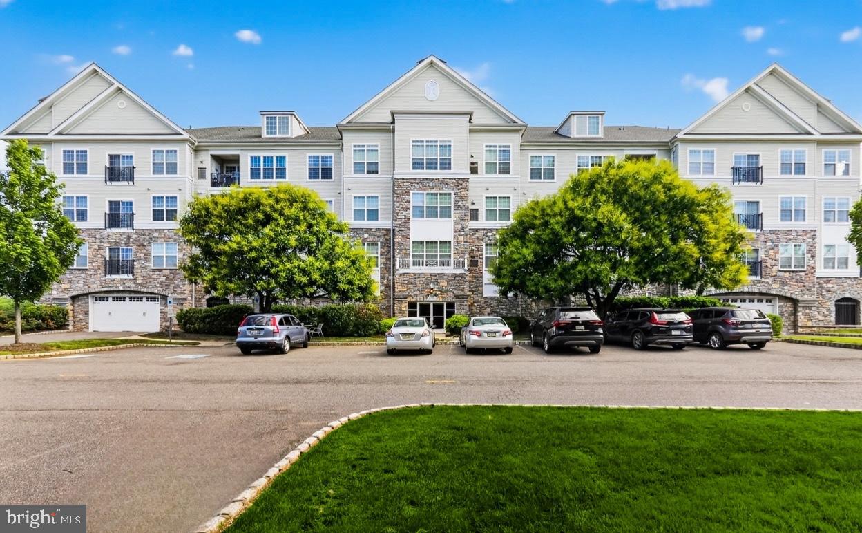 THE HOLLOW AT FOX VA - Residential
