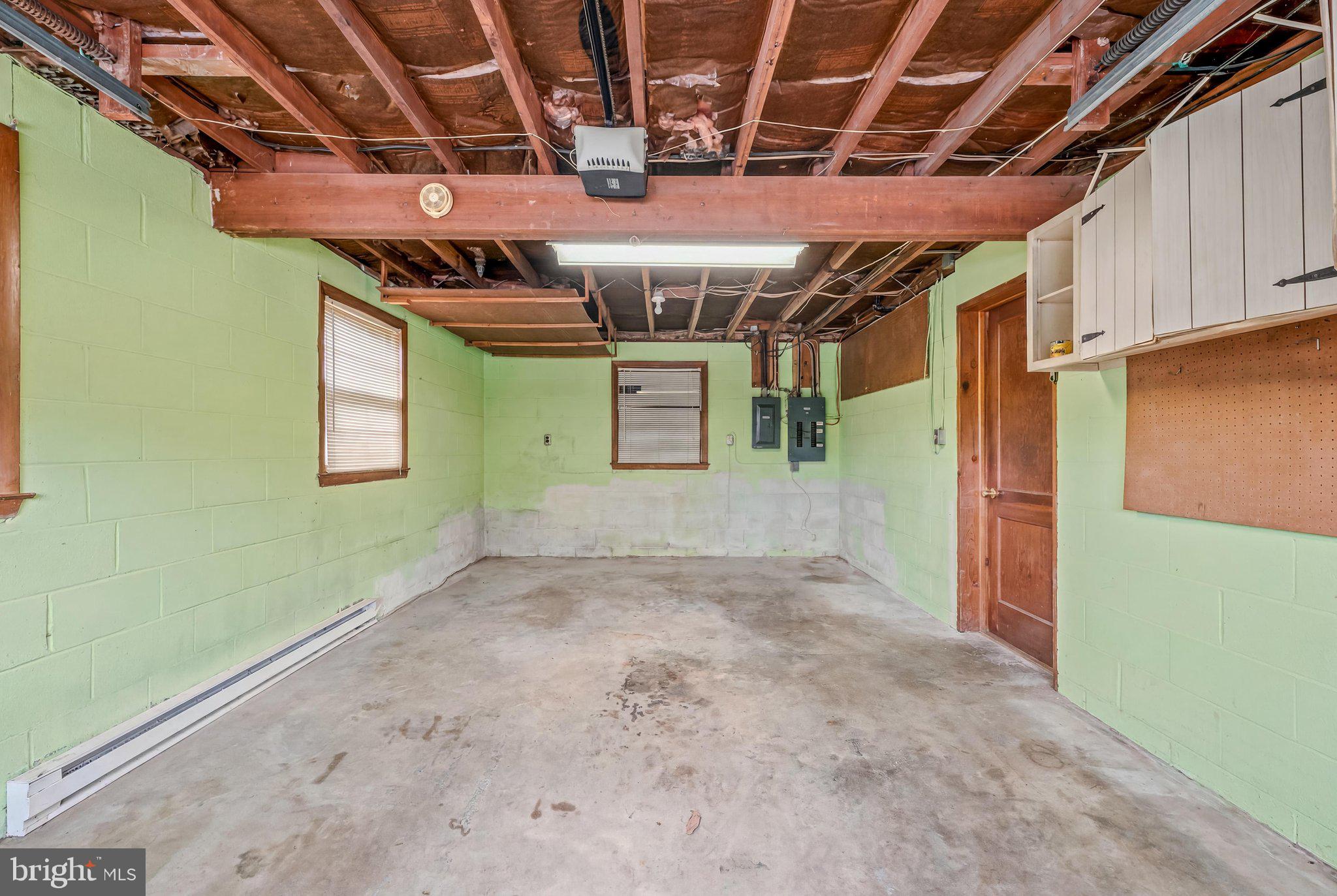 GROVE HEIGHTS - Residential