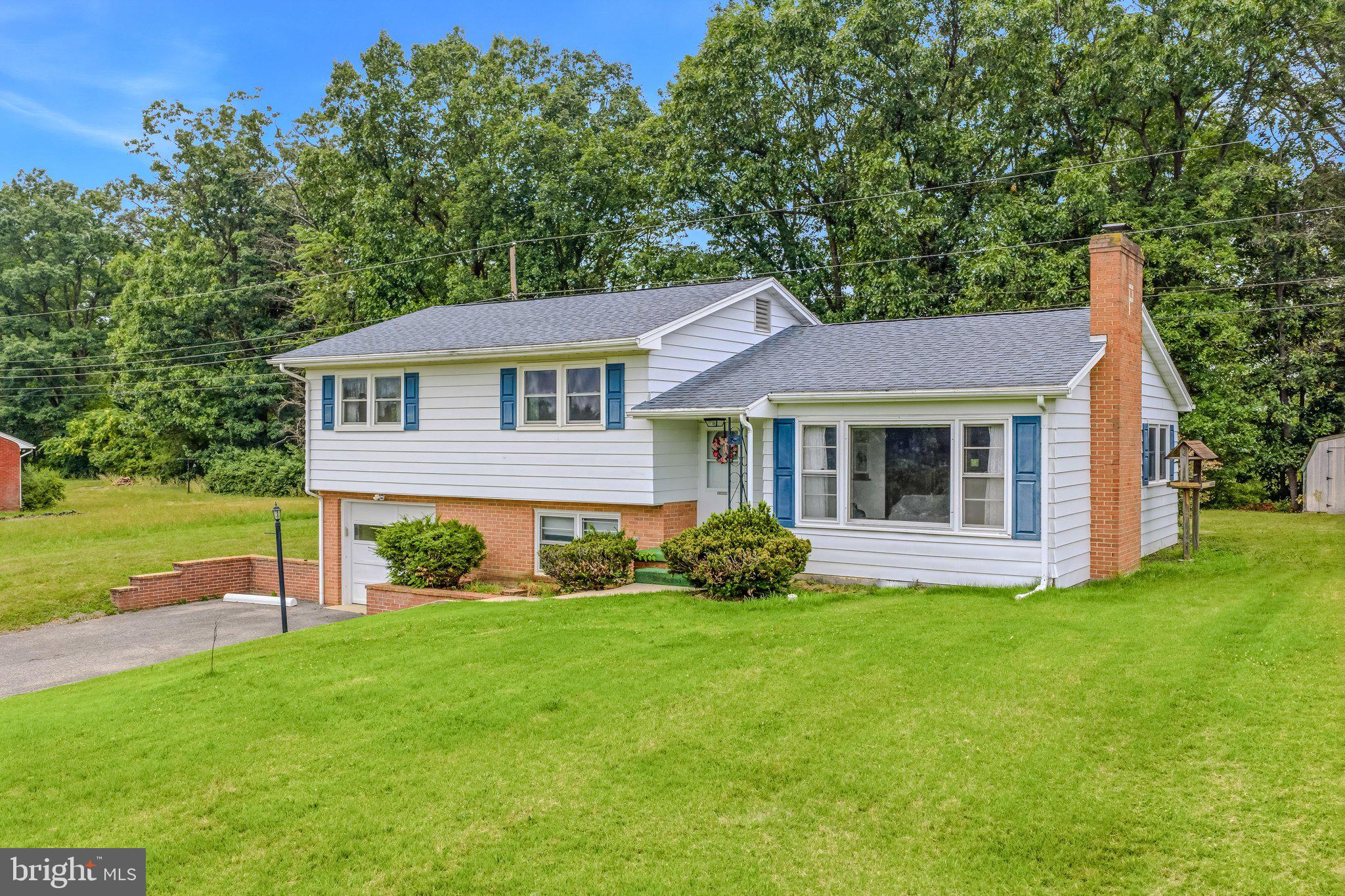 GROVE HEIGHTS - Residential