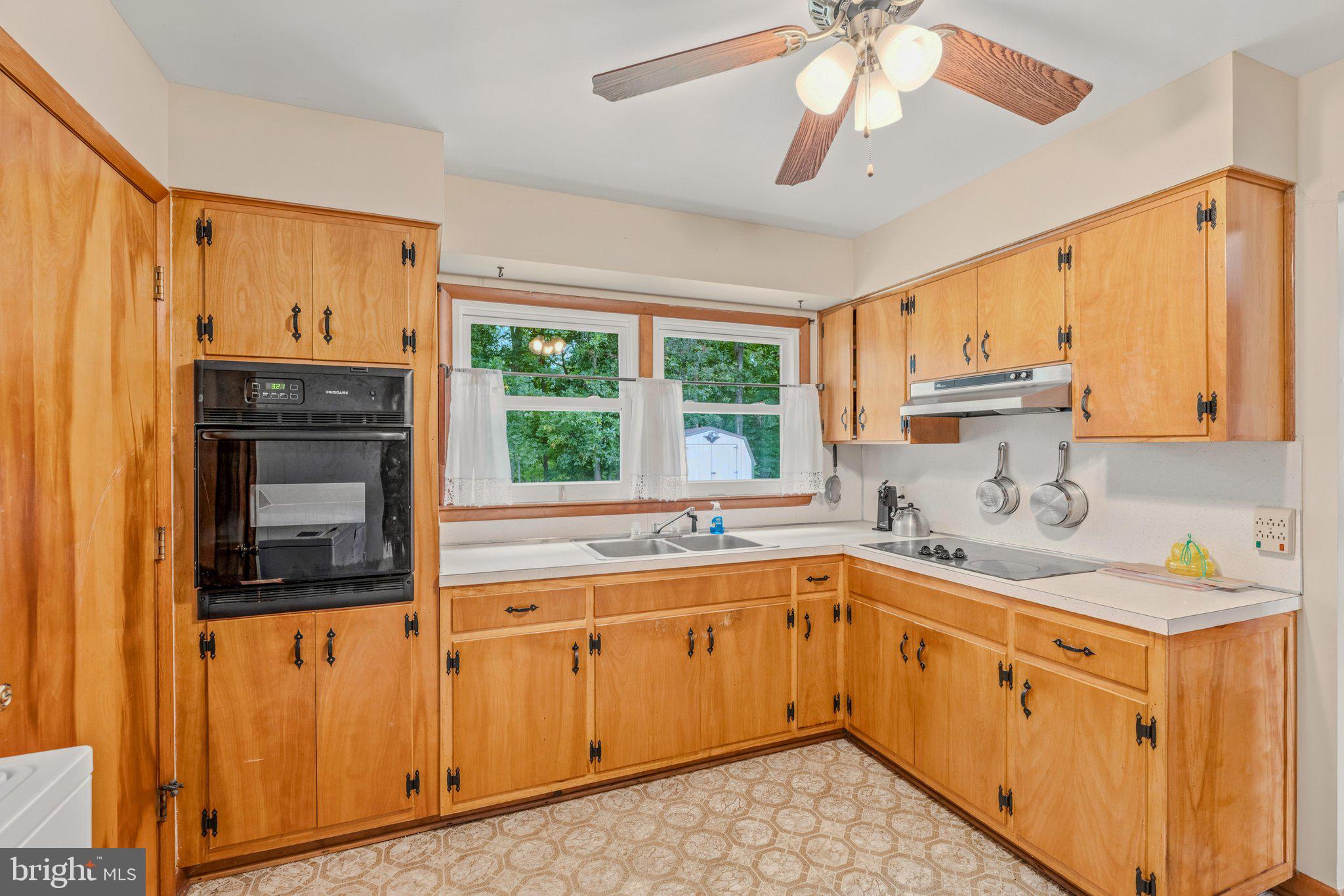 GROVE HEIGHTS - Residential