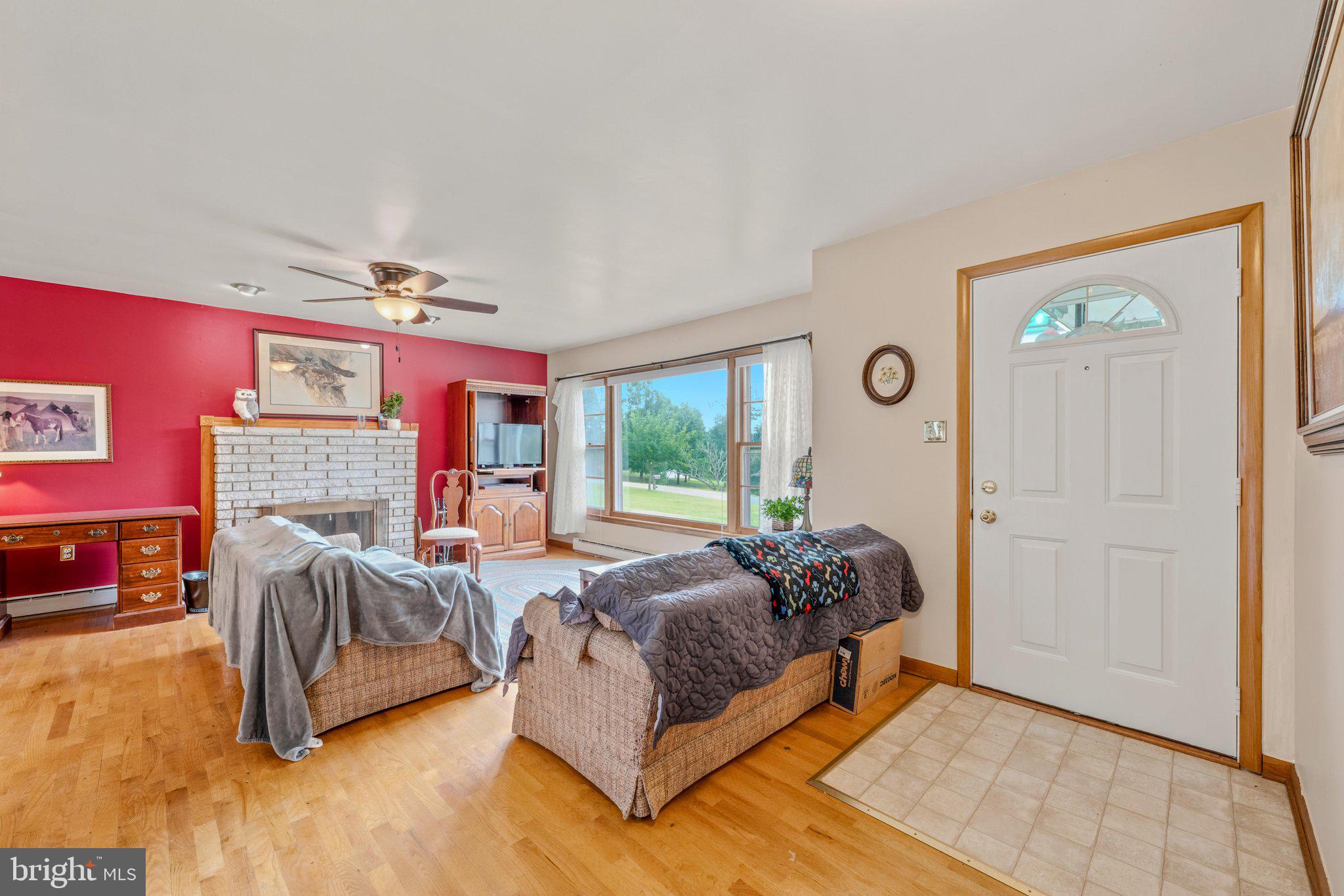 GROVE HEIGHTS - Residential