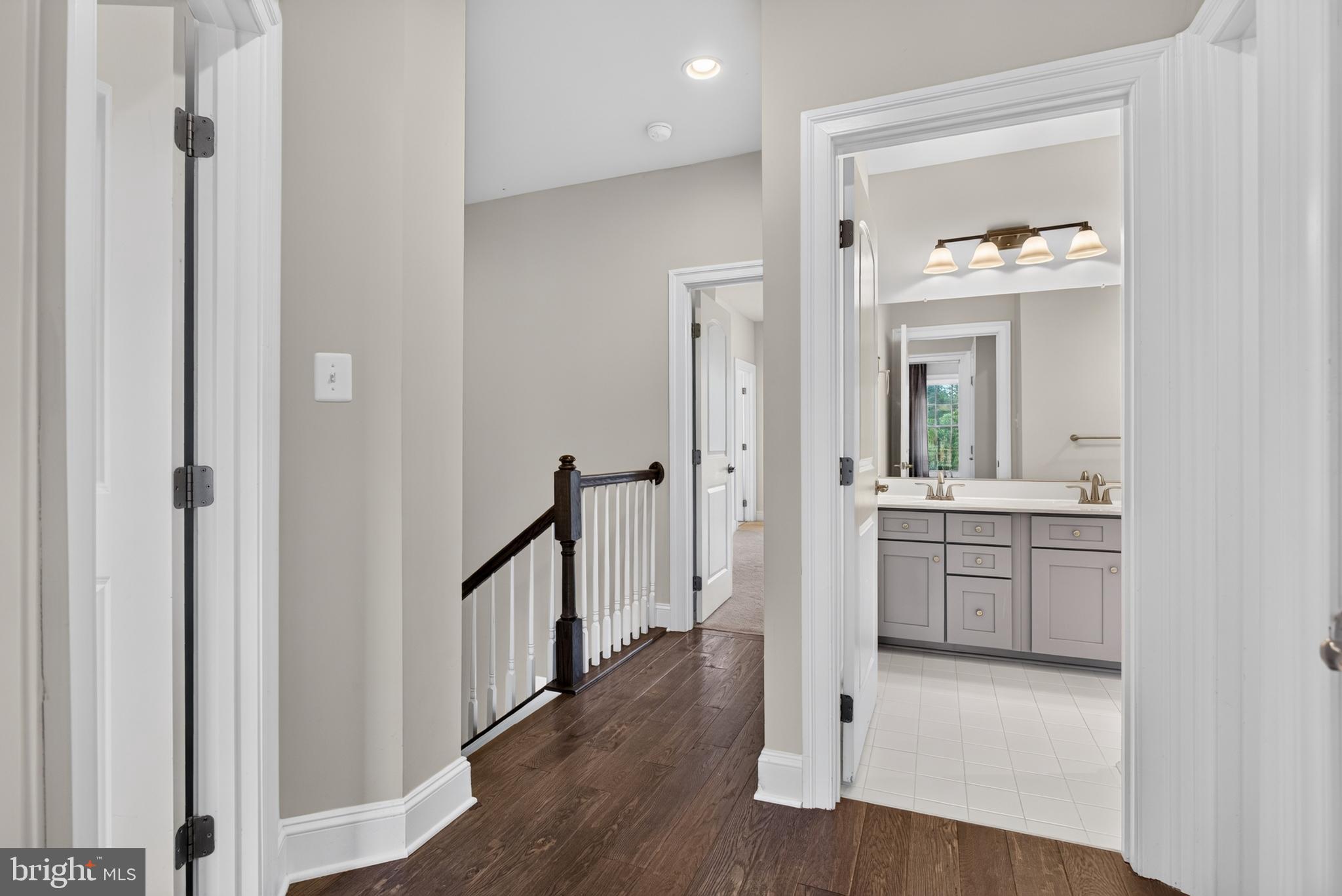 WALNUT CREEK AT MONT - Residential