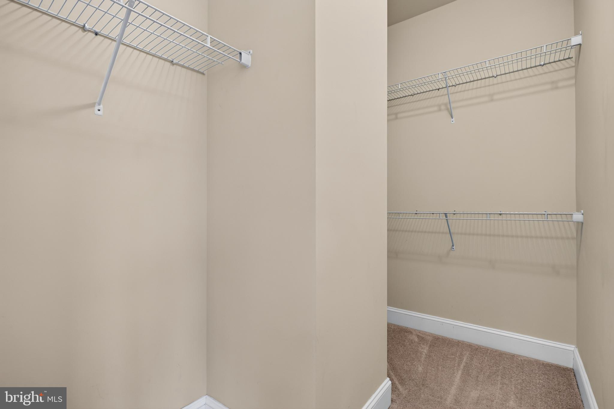 WALNUT CREEK AT MONT - Residential