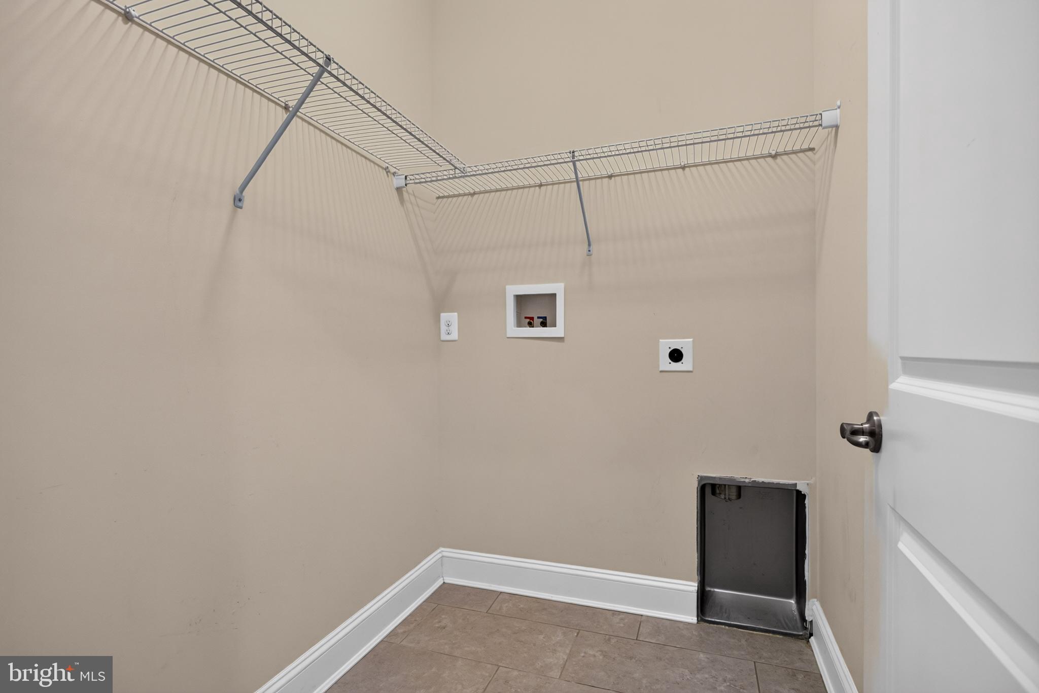 WALNUT CREEK AT MONT - Residential