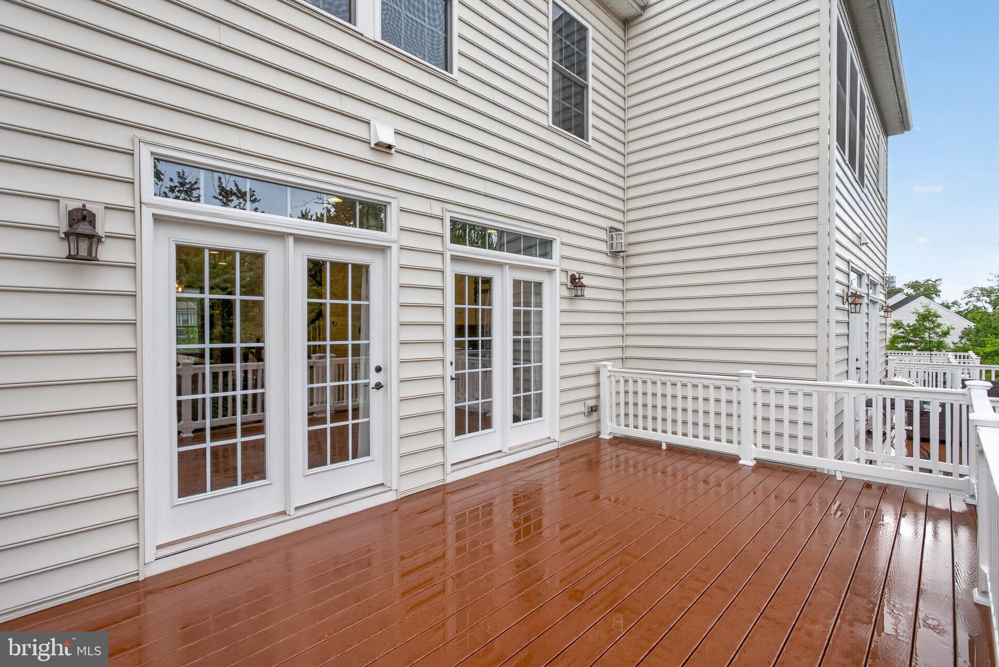 WALNUT CREEK AT MONT - Residential