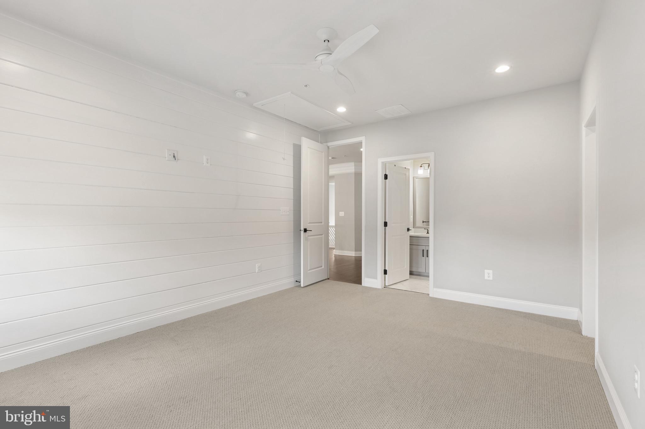 WEATHERSTONE - Residential