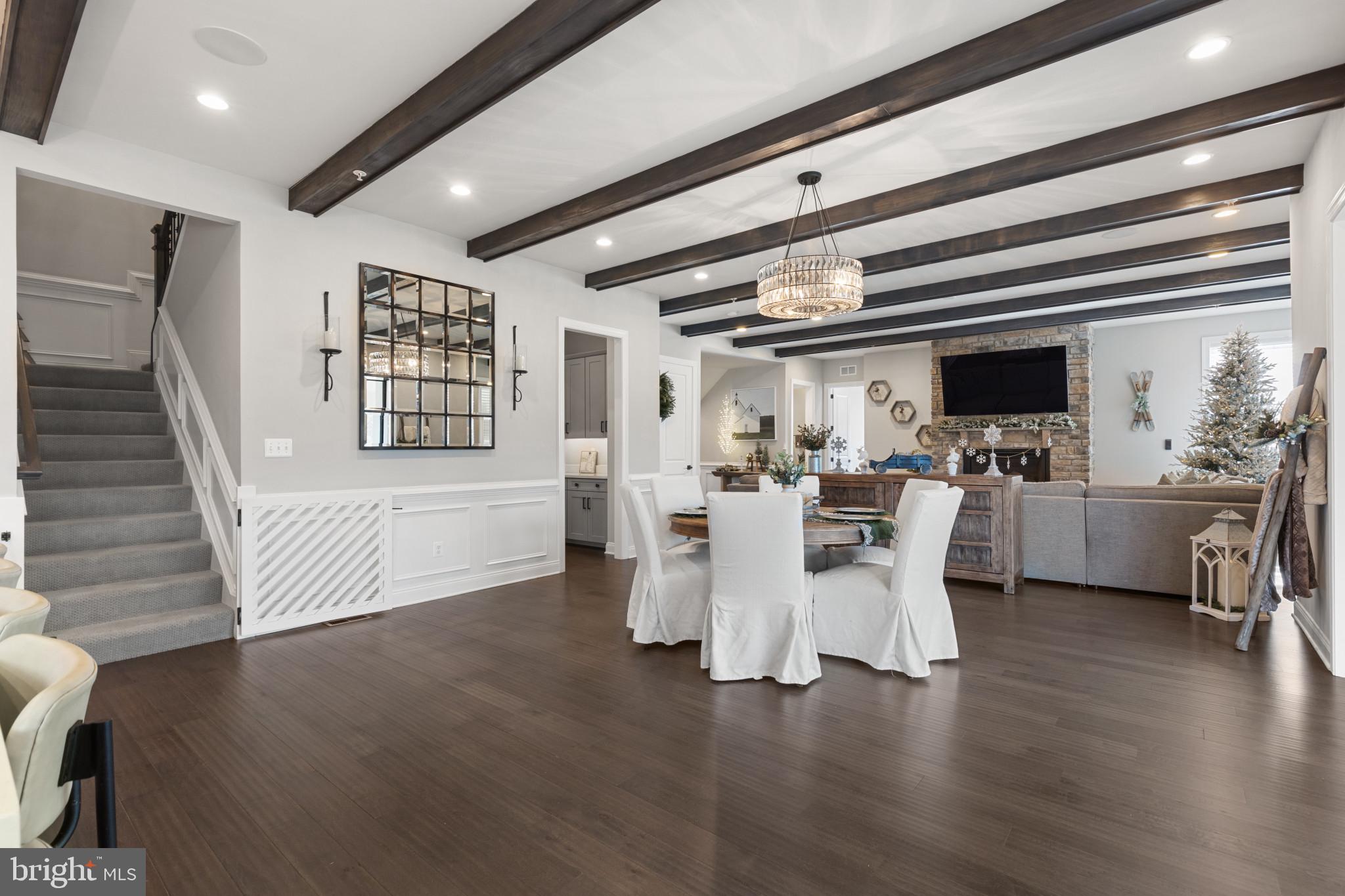 WEATHERSTONE - Residential