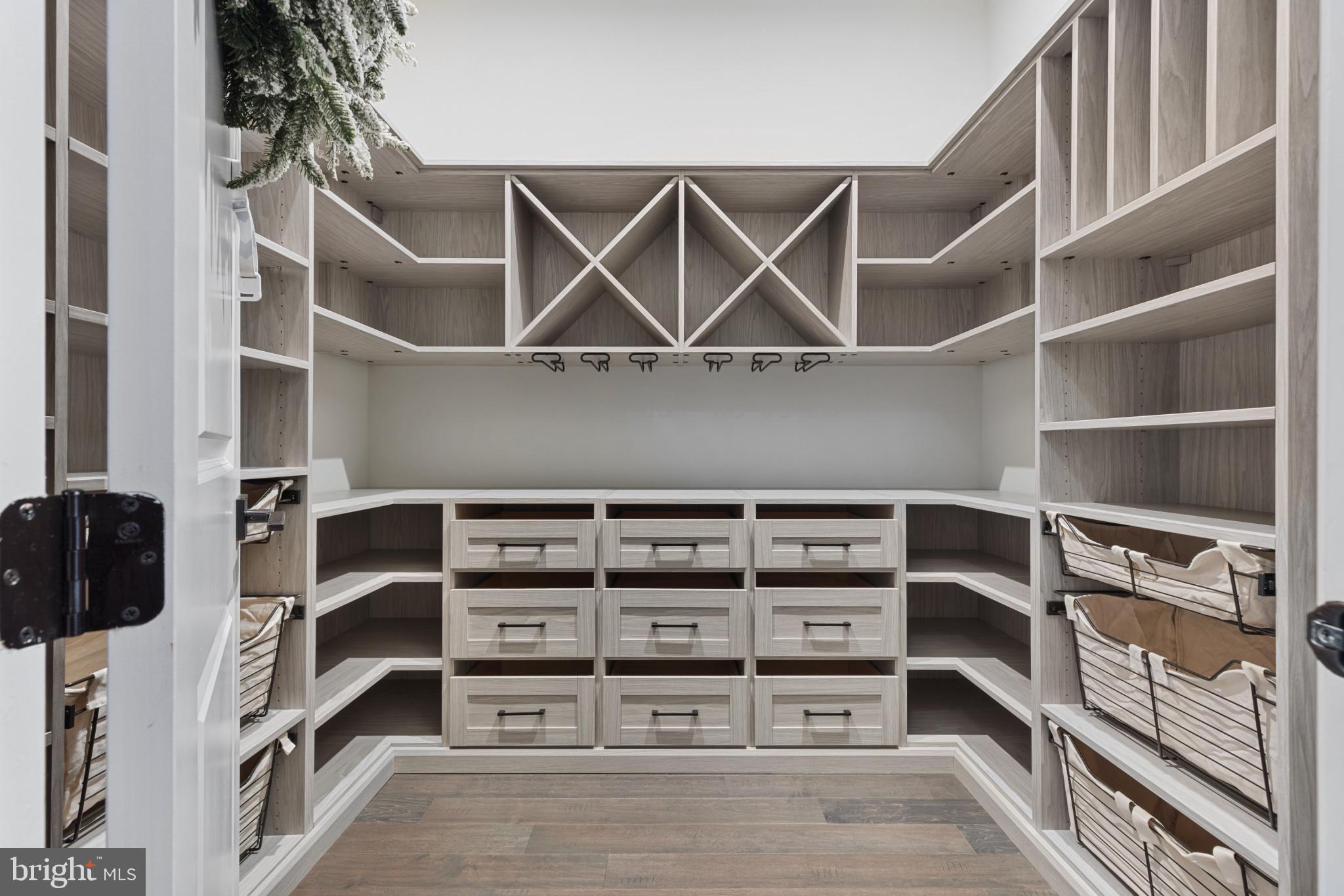 WEATHERSTONE - Residential
