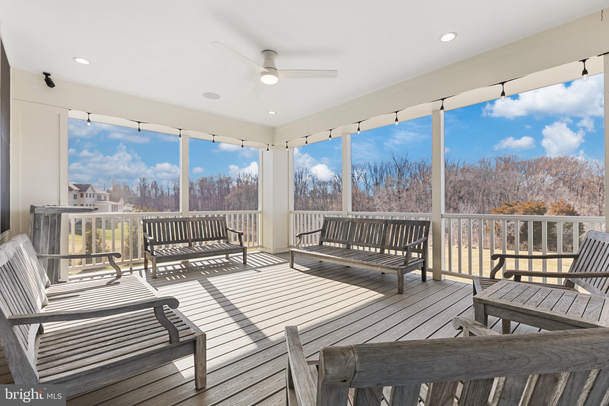 WEATHERSTONE - Residential