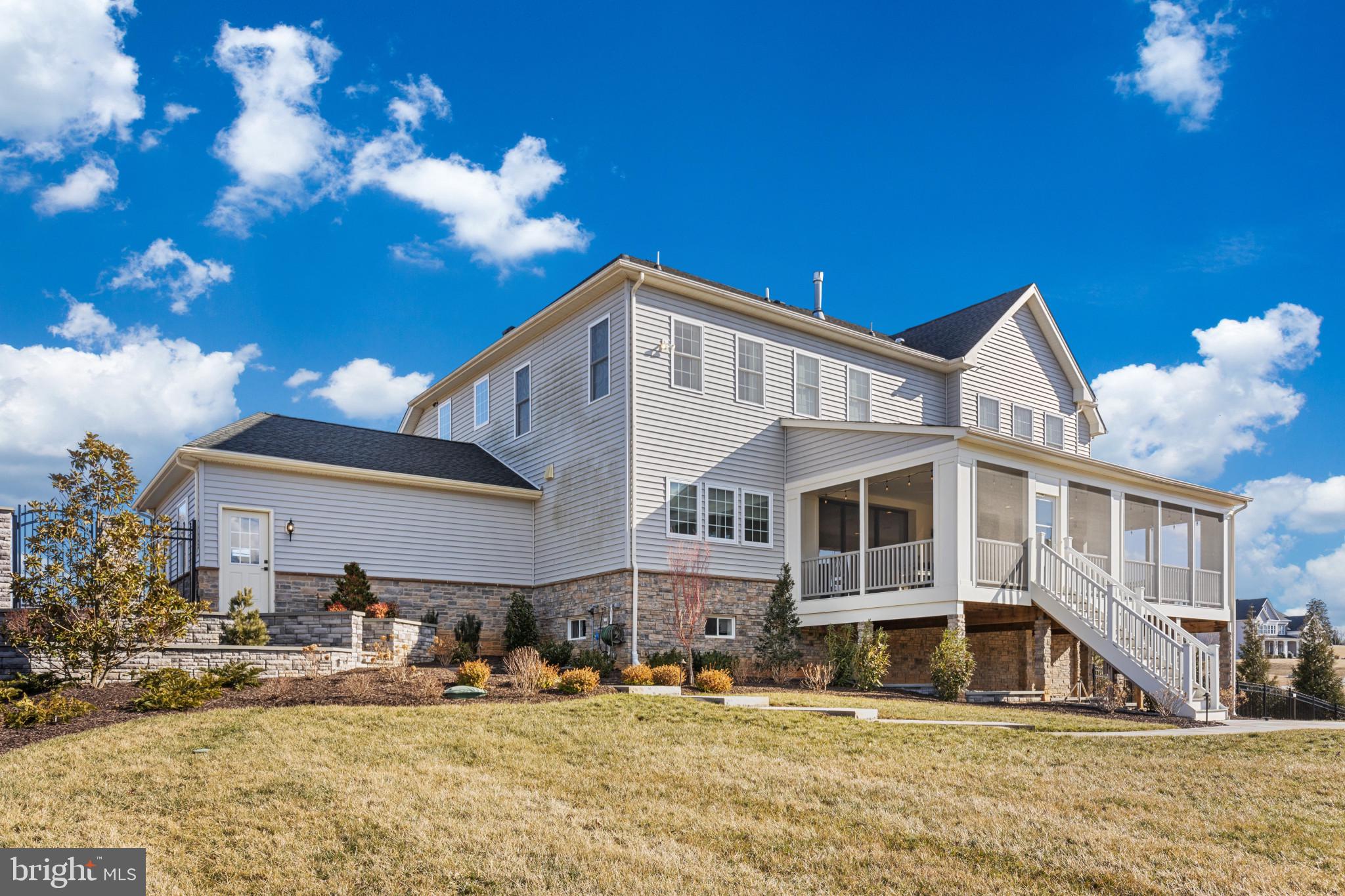 WEATHERSTONE - Residential