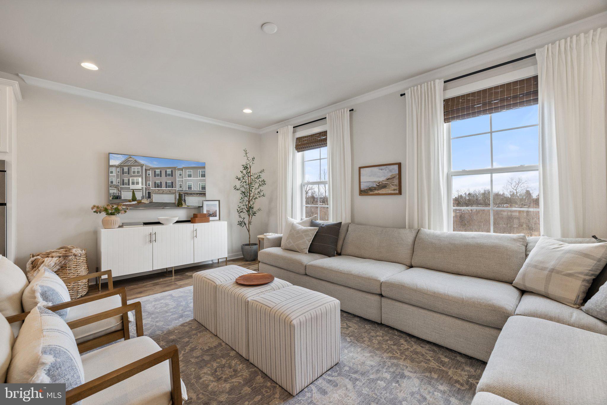 SOUTH FORK BROAD RUN - Residential