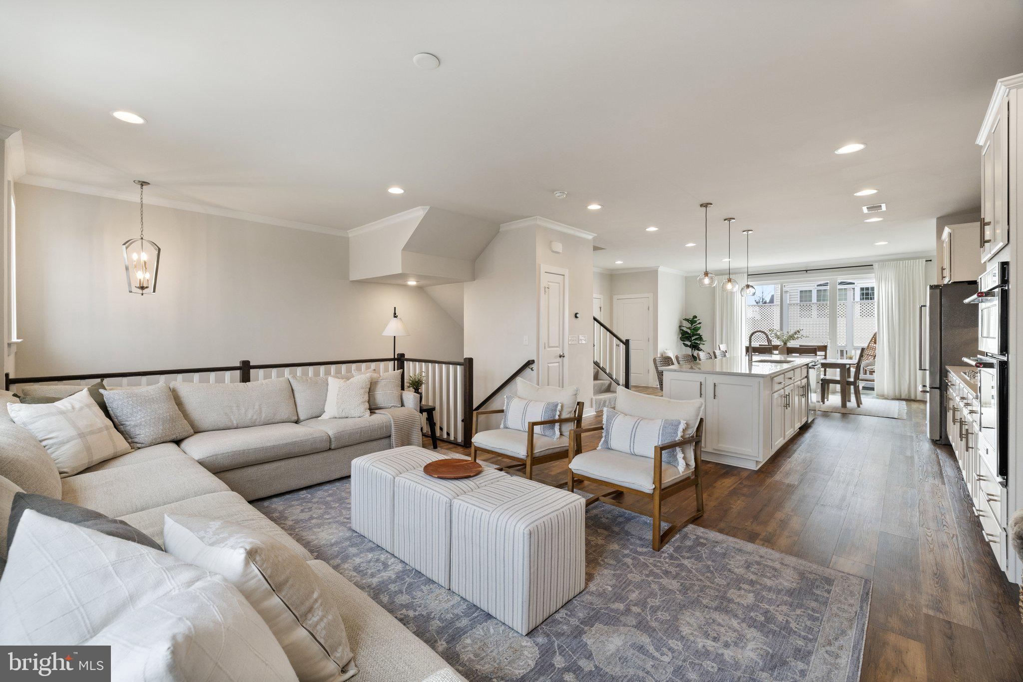 SOUTH FORK BROAD RUN - Residential