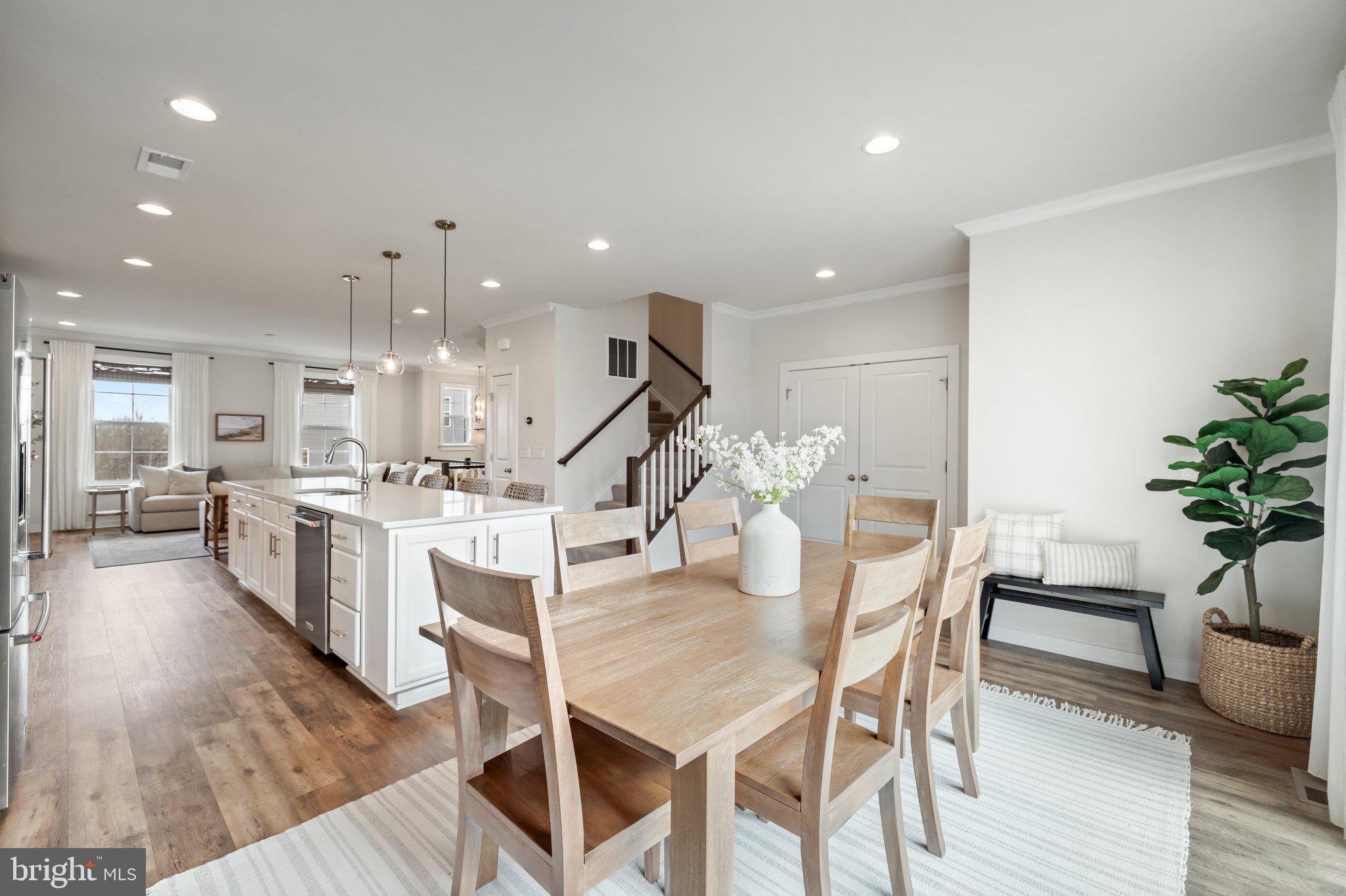 SOUTH FORK BROAD RUN - Residential